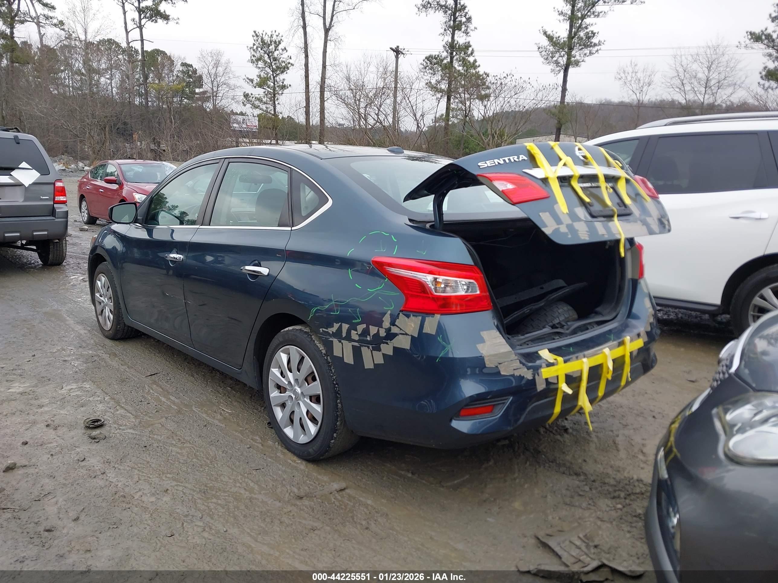 NISSAN SENTRA image 3
