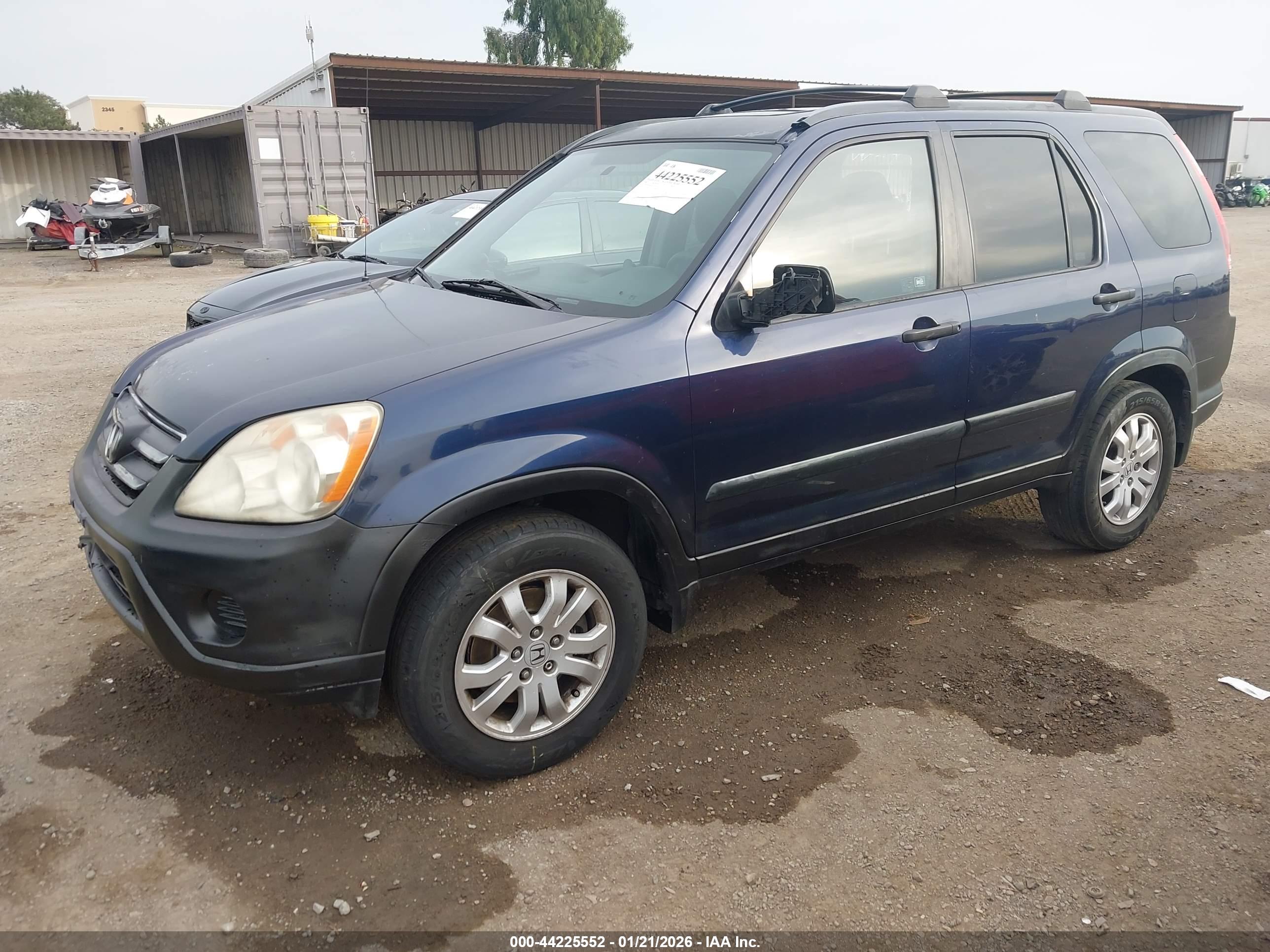 HONDA CR-V image 2