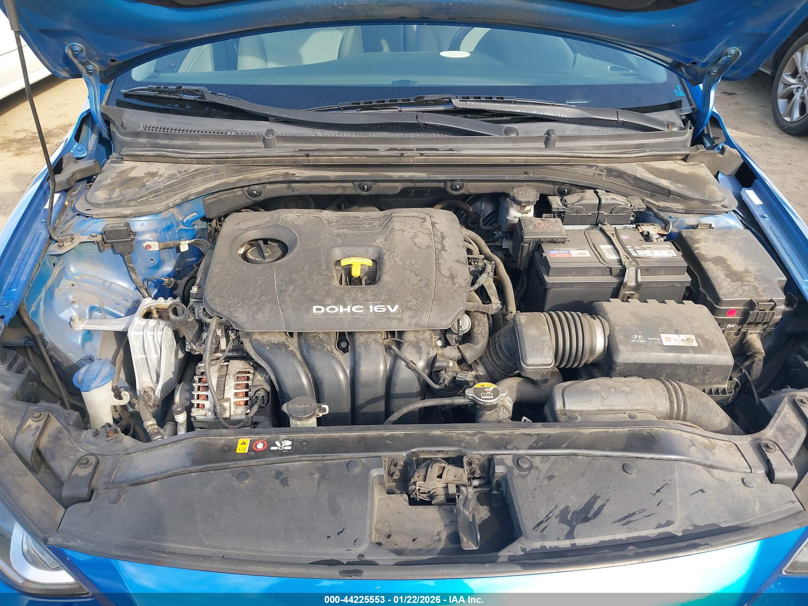 HYUNDAI ELANTRA image 10
