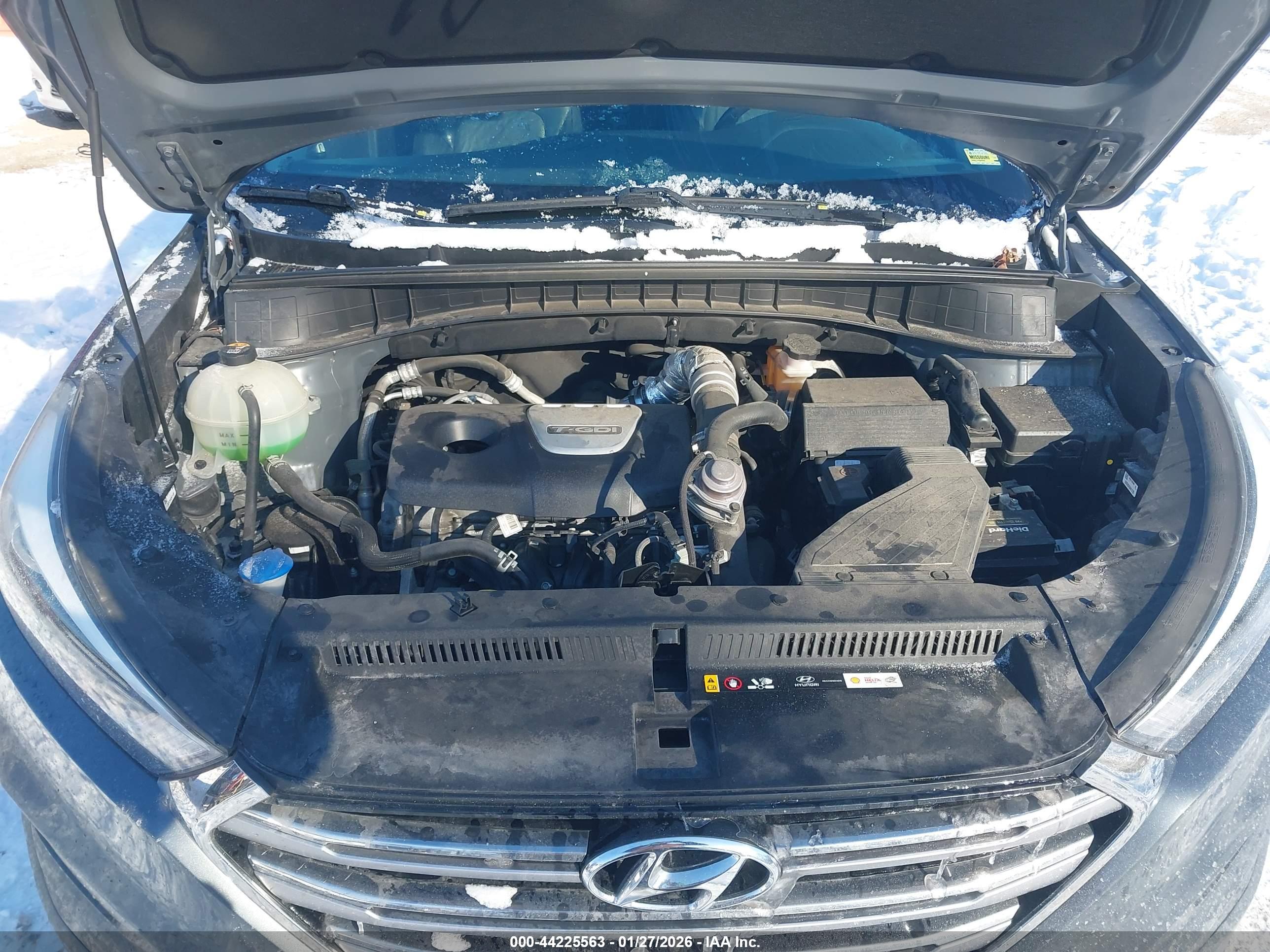 HYUNDAI TUCSON image 10