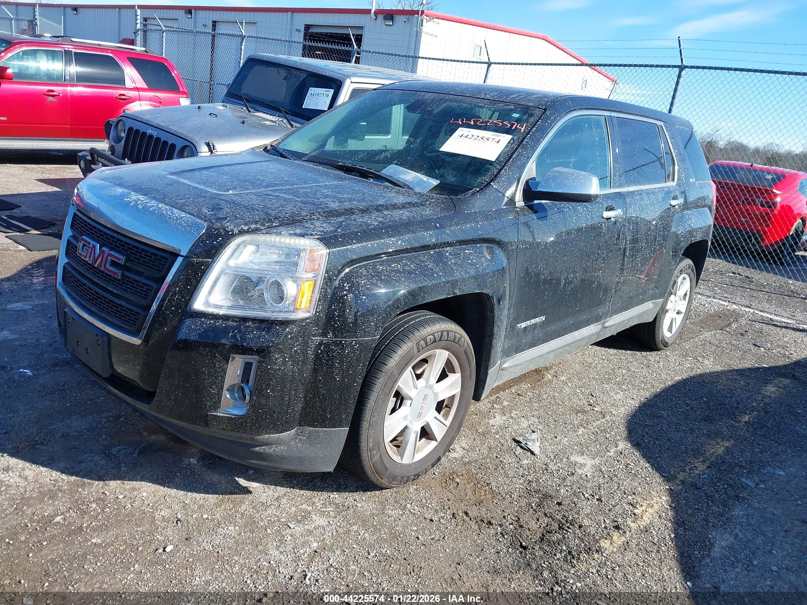 GMC TERRAIN image 2