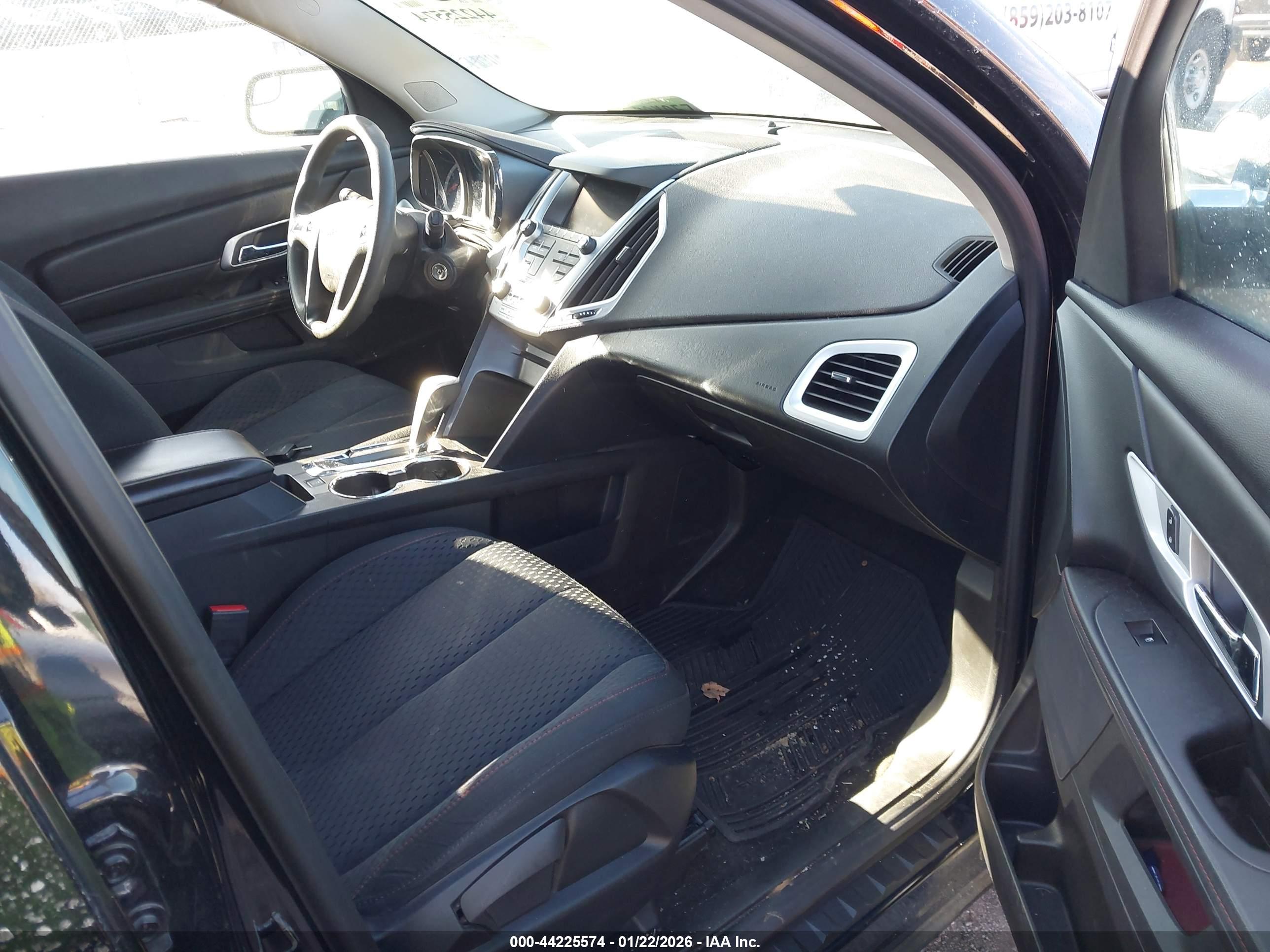 GMC TERRAIN image 5