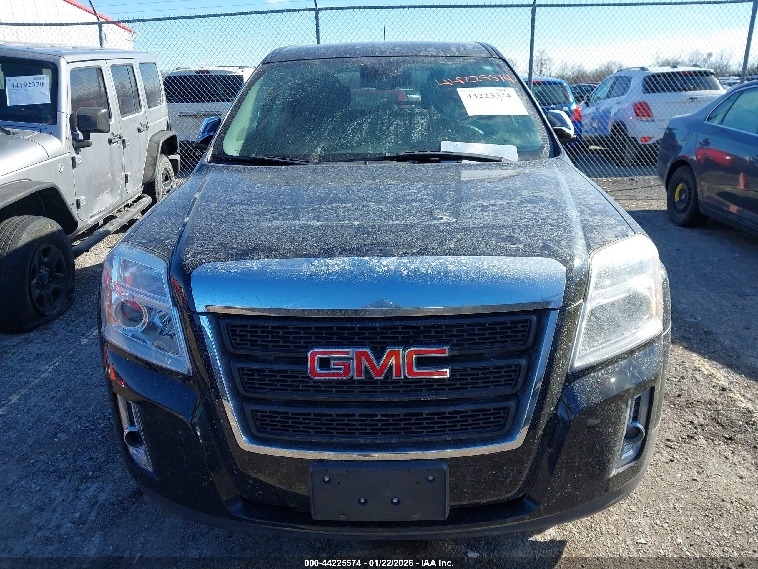 GMC TERRAIN image 6