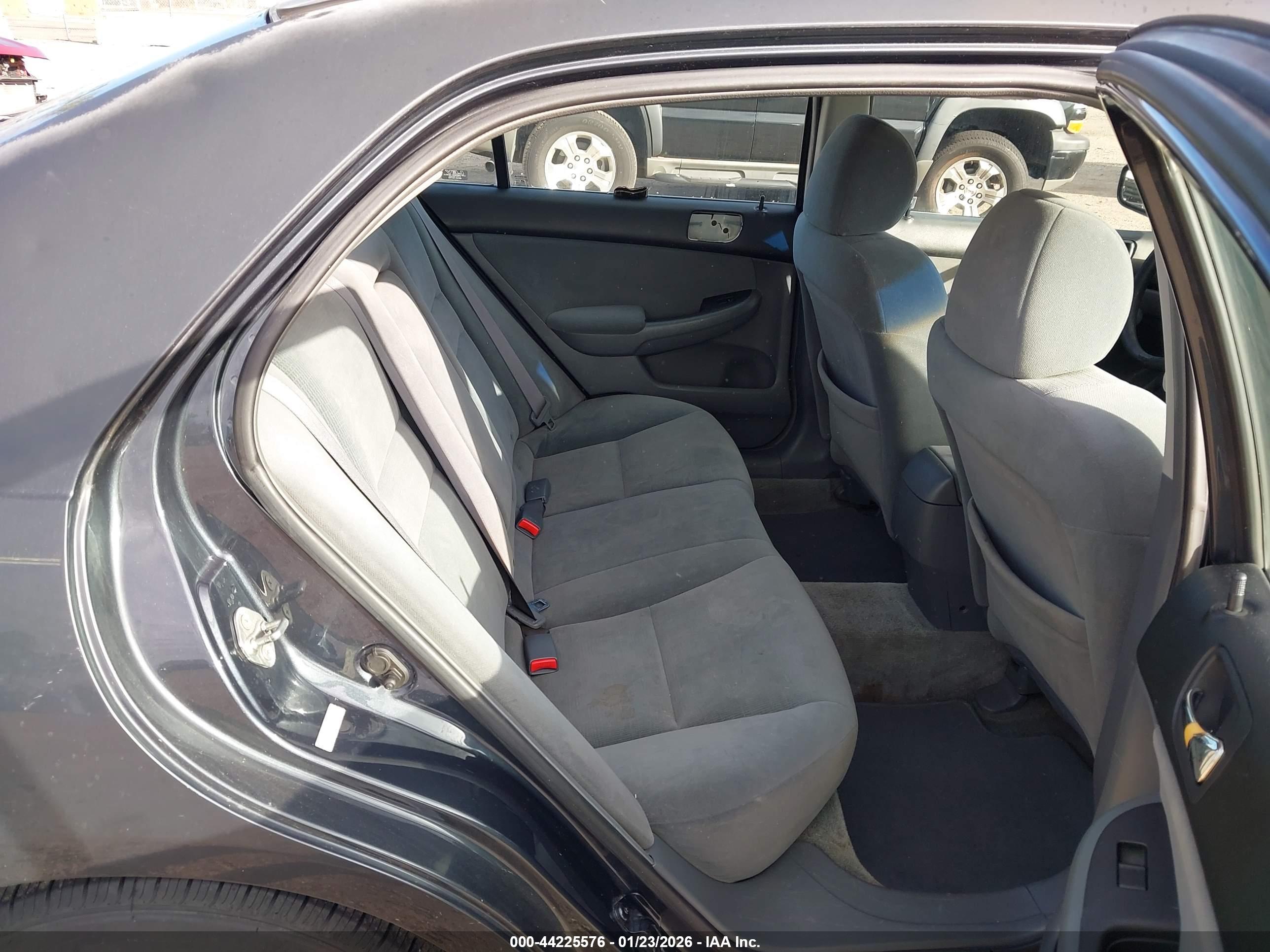 HONDA ACCORD image 8