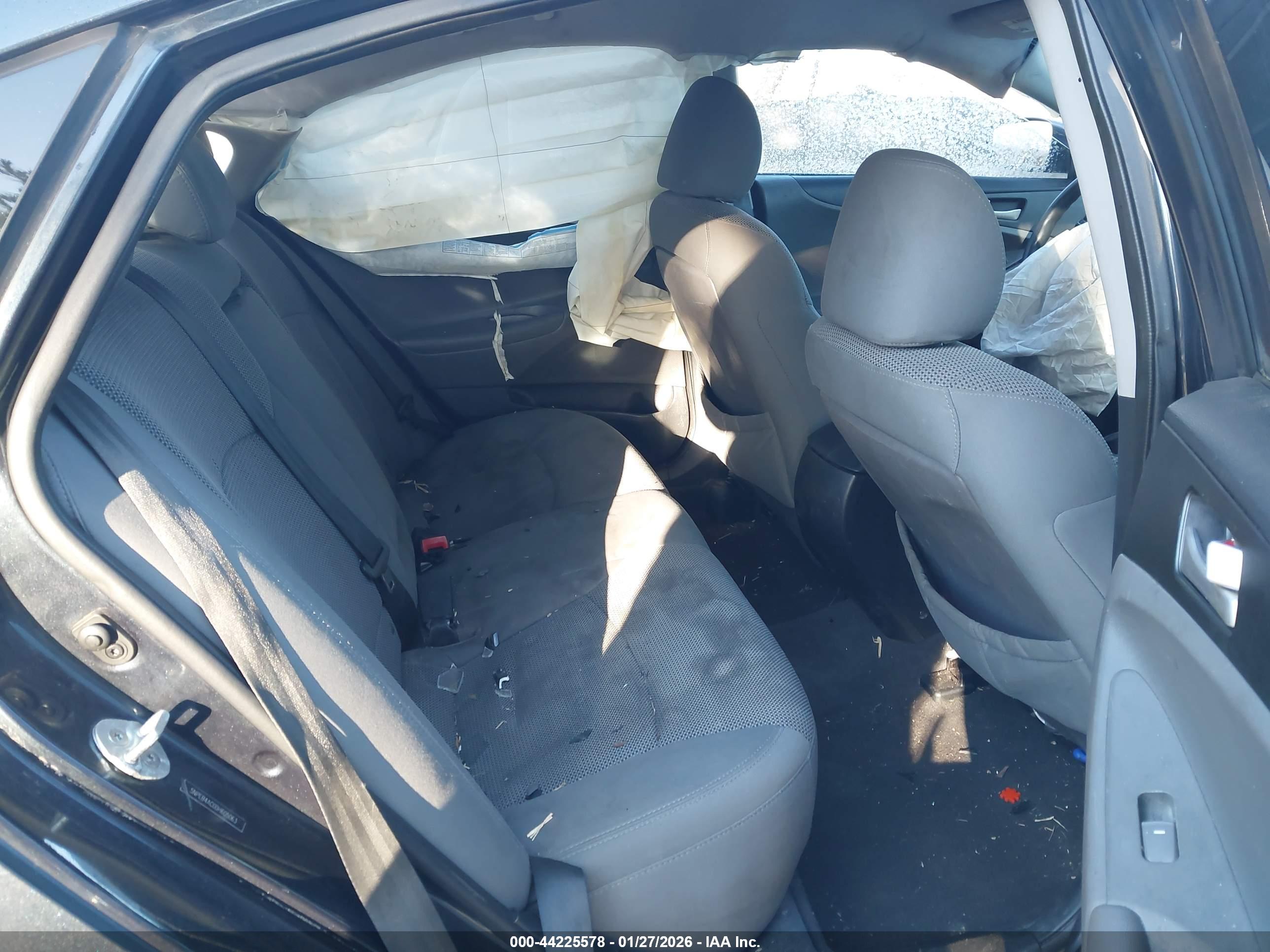 HYUNDAI SONATA image 8