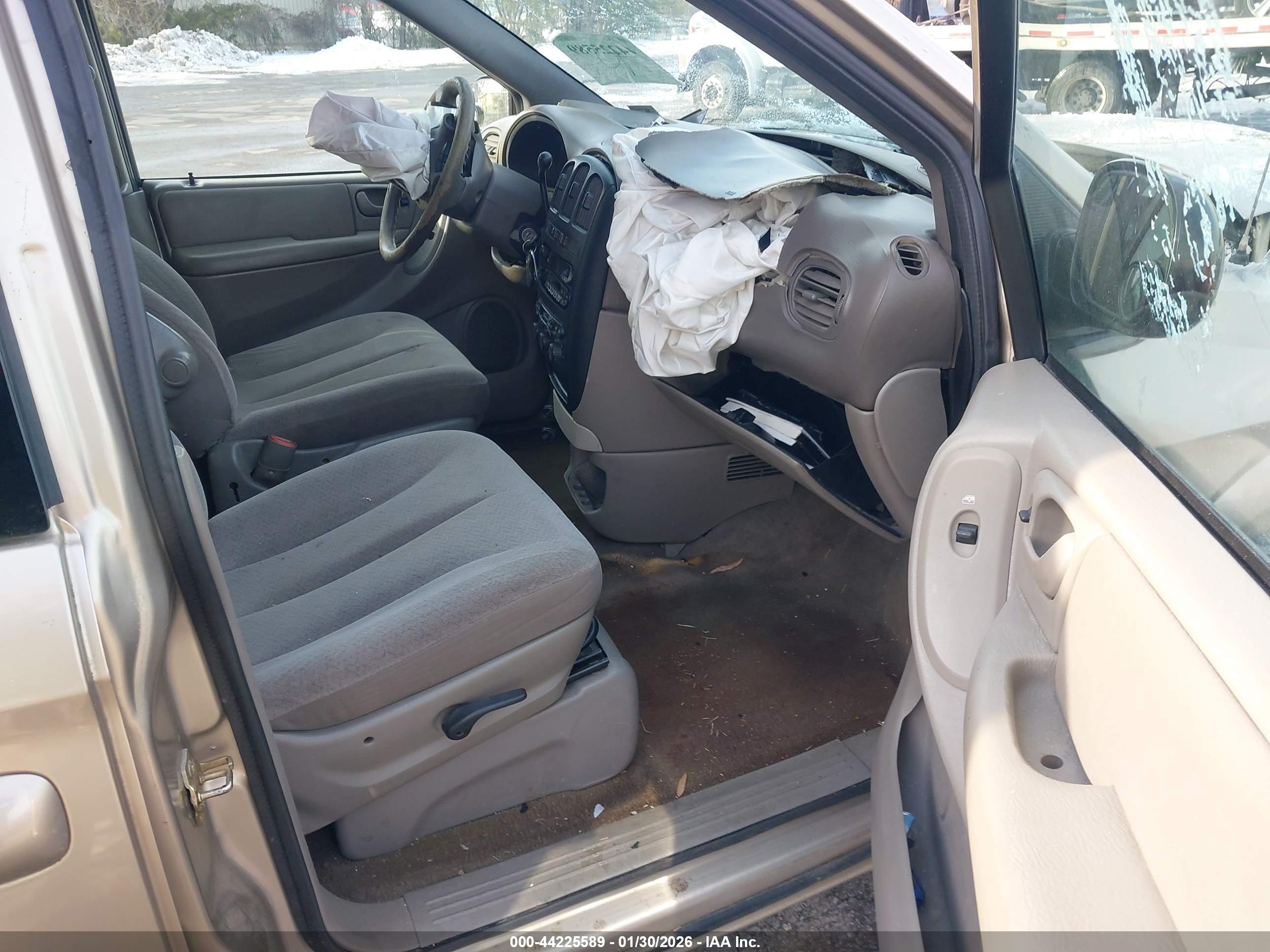 DODGE GRAND image 5