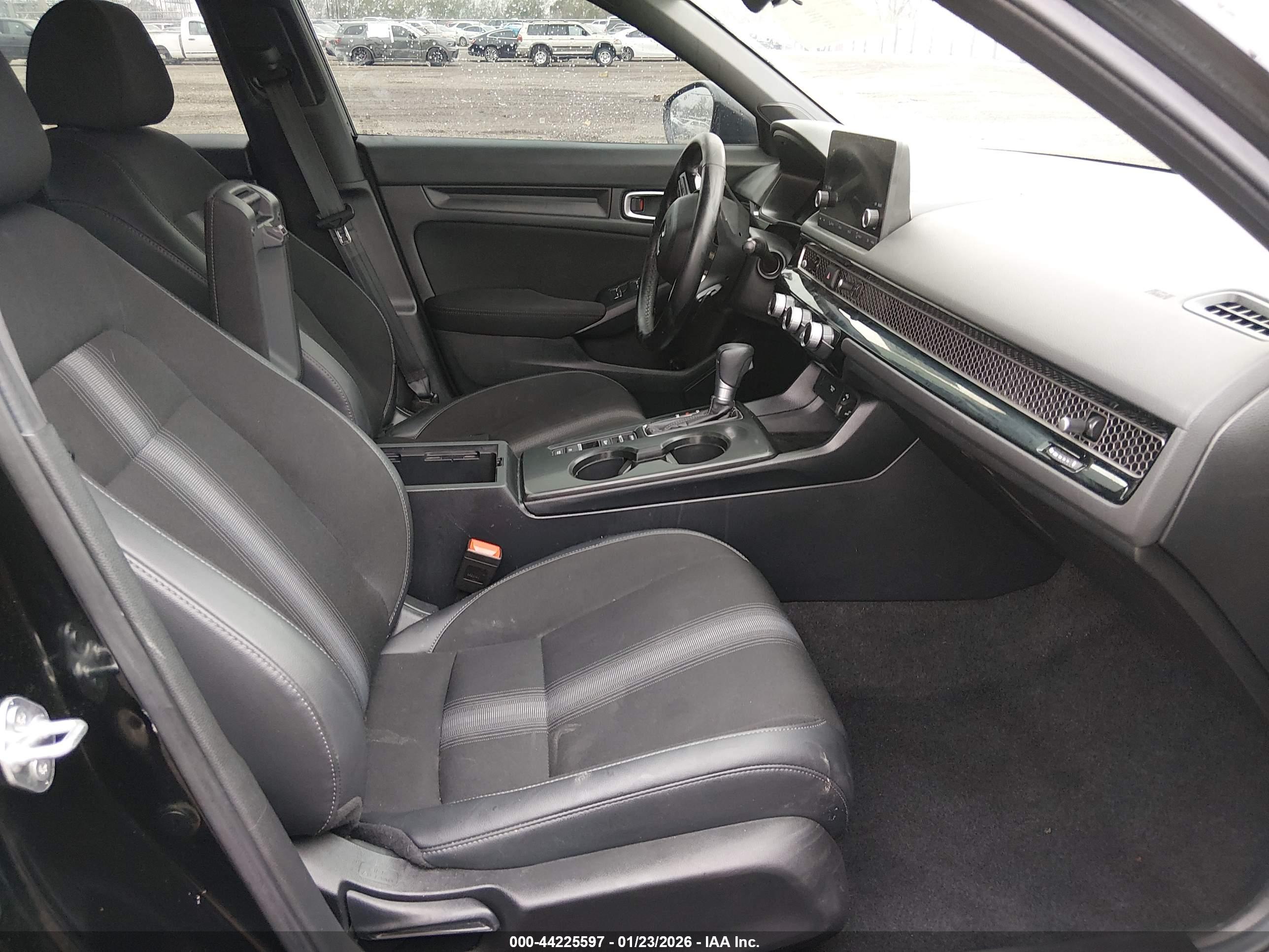 HONDA CIVIC image 5