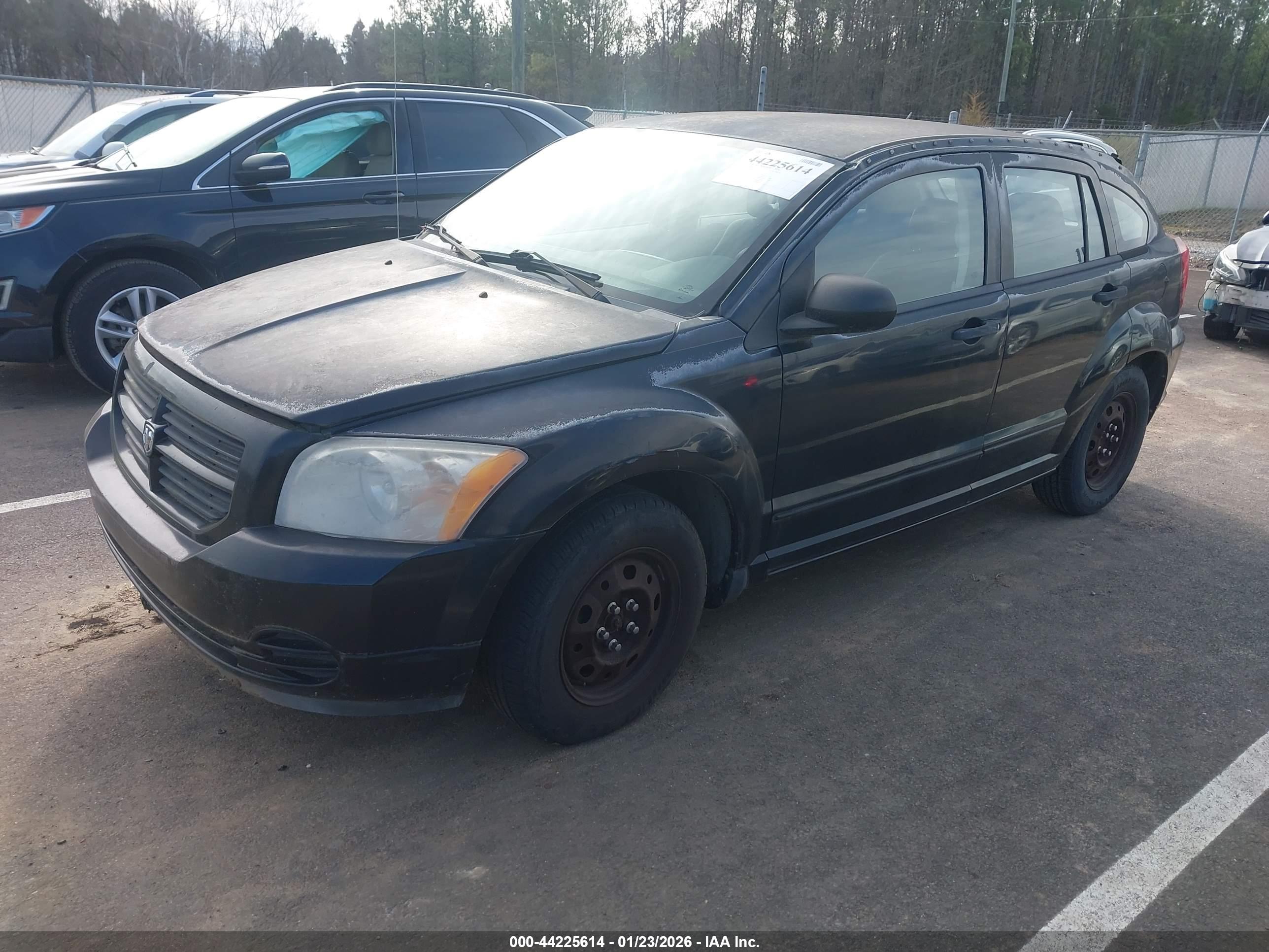 DODGE CALIBER image 2