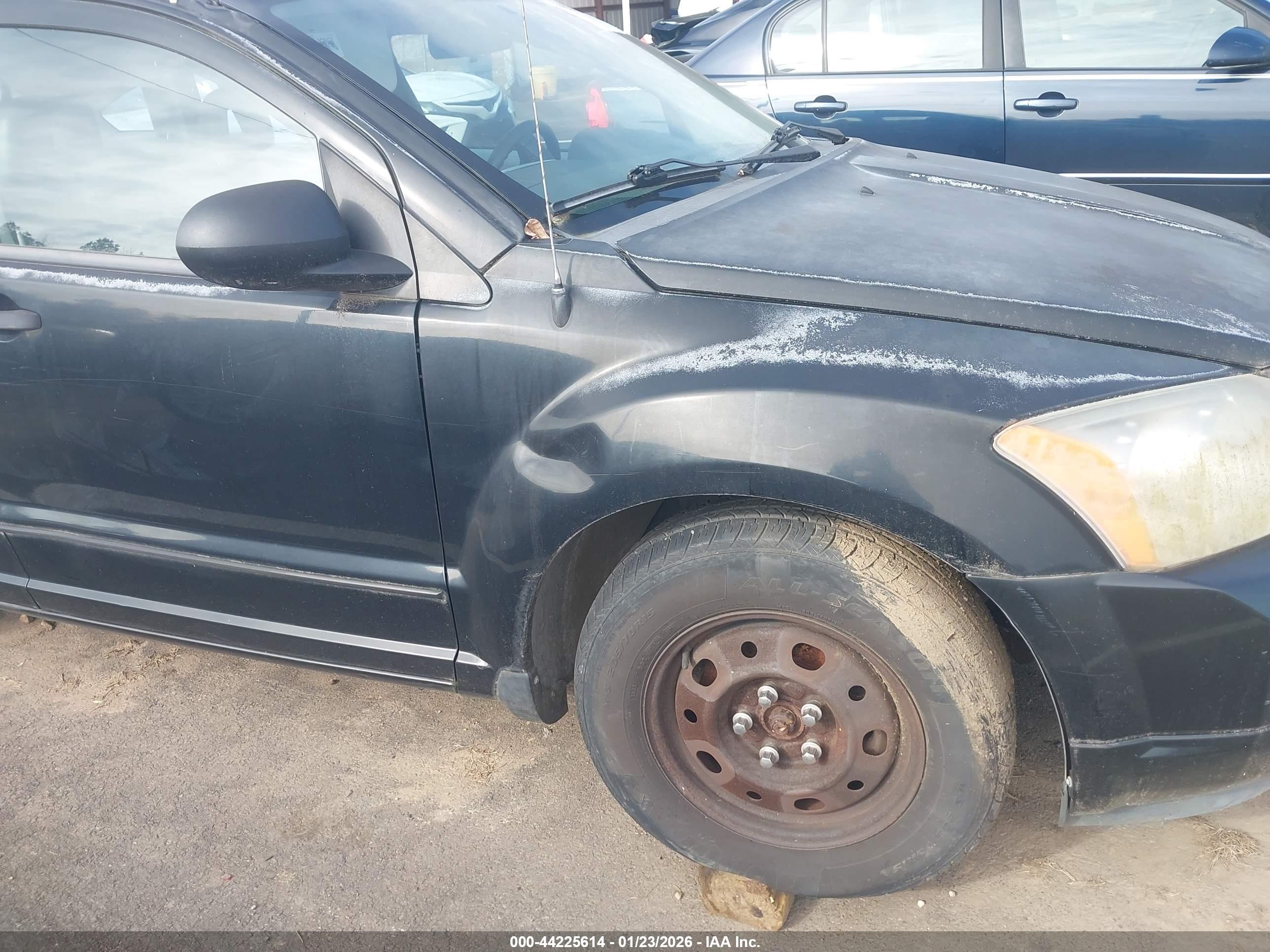 DODGE CALIBER image 6