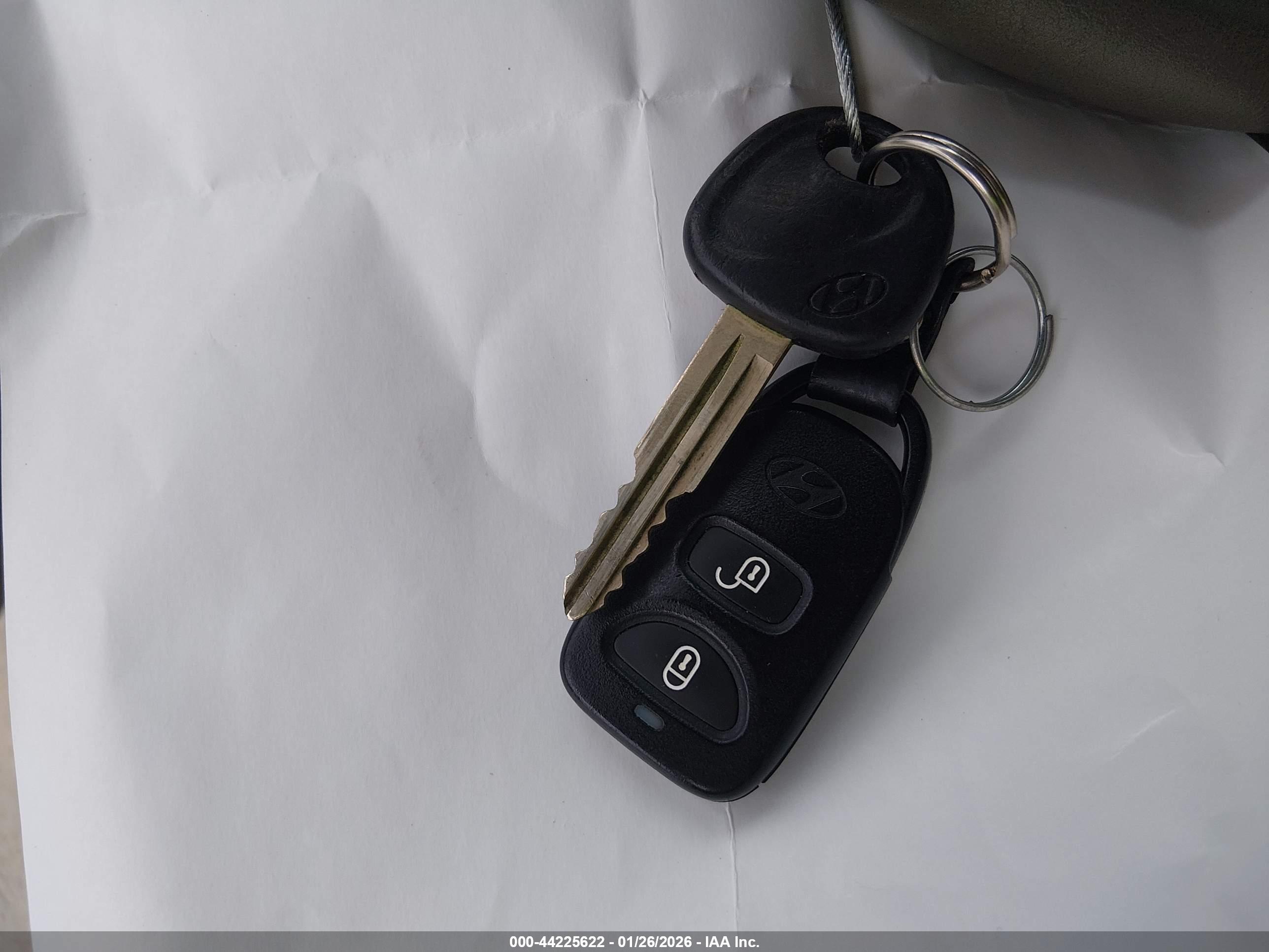 HYUNDAI TUCSON image 11