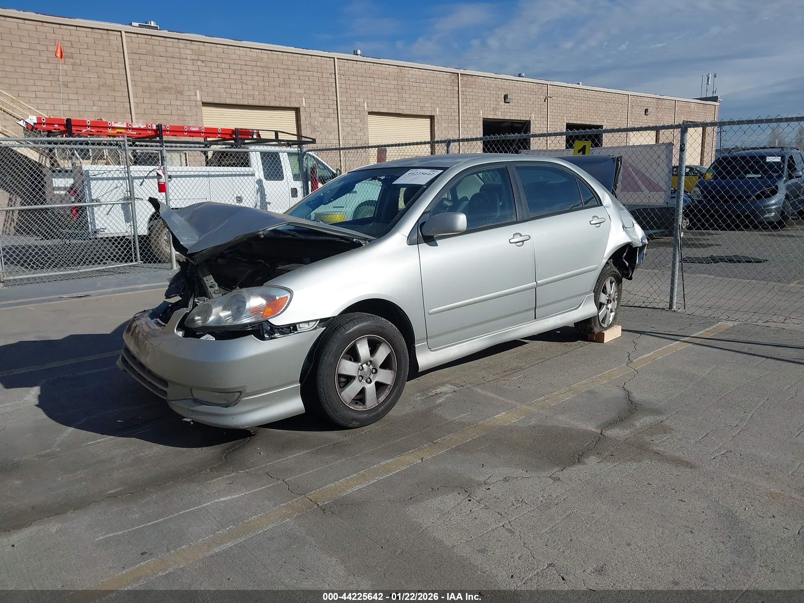 TOYOTA COROLLA image 2