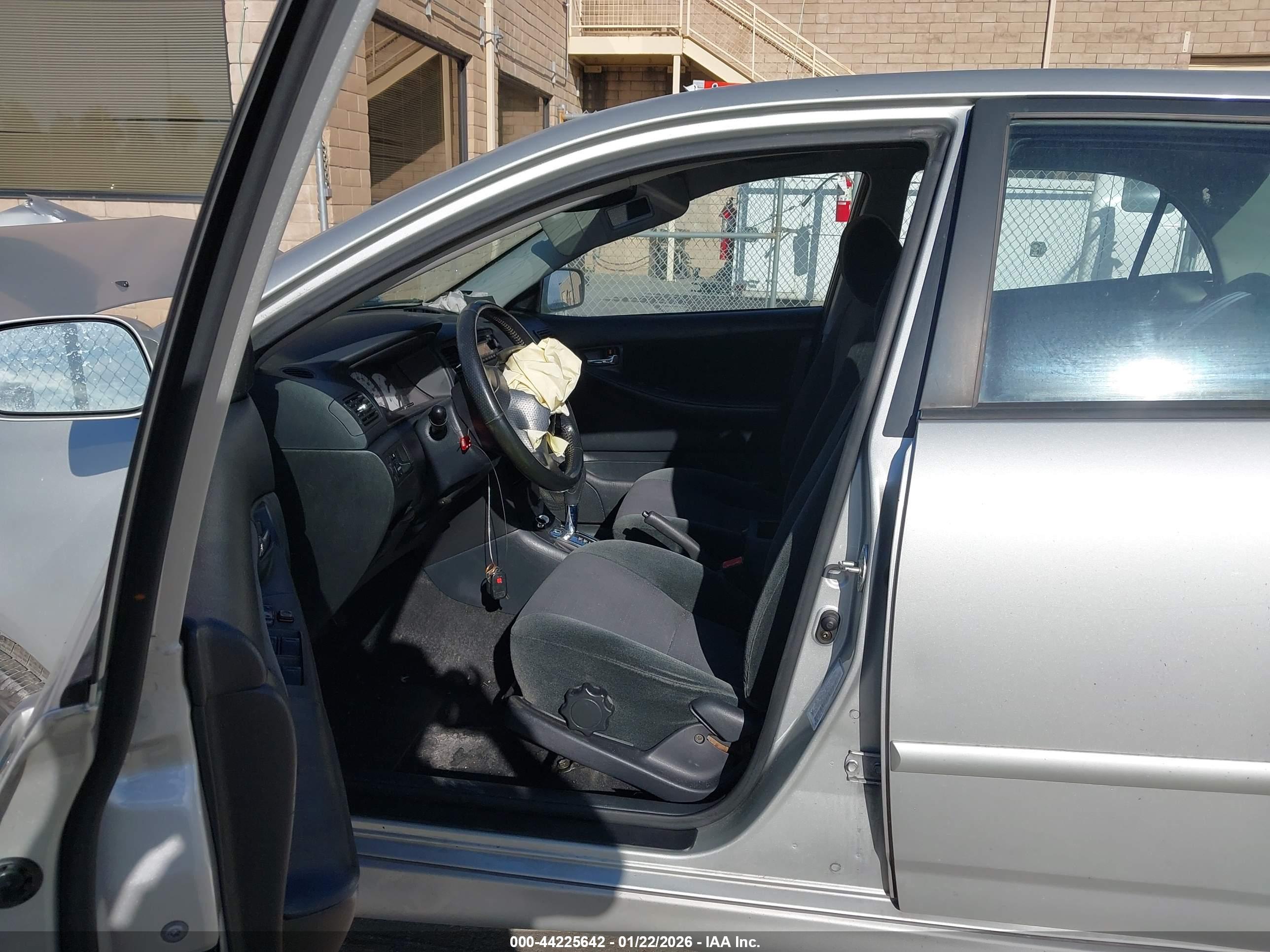TOYOTA COROLLA image 5