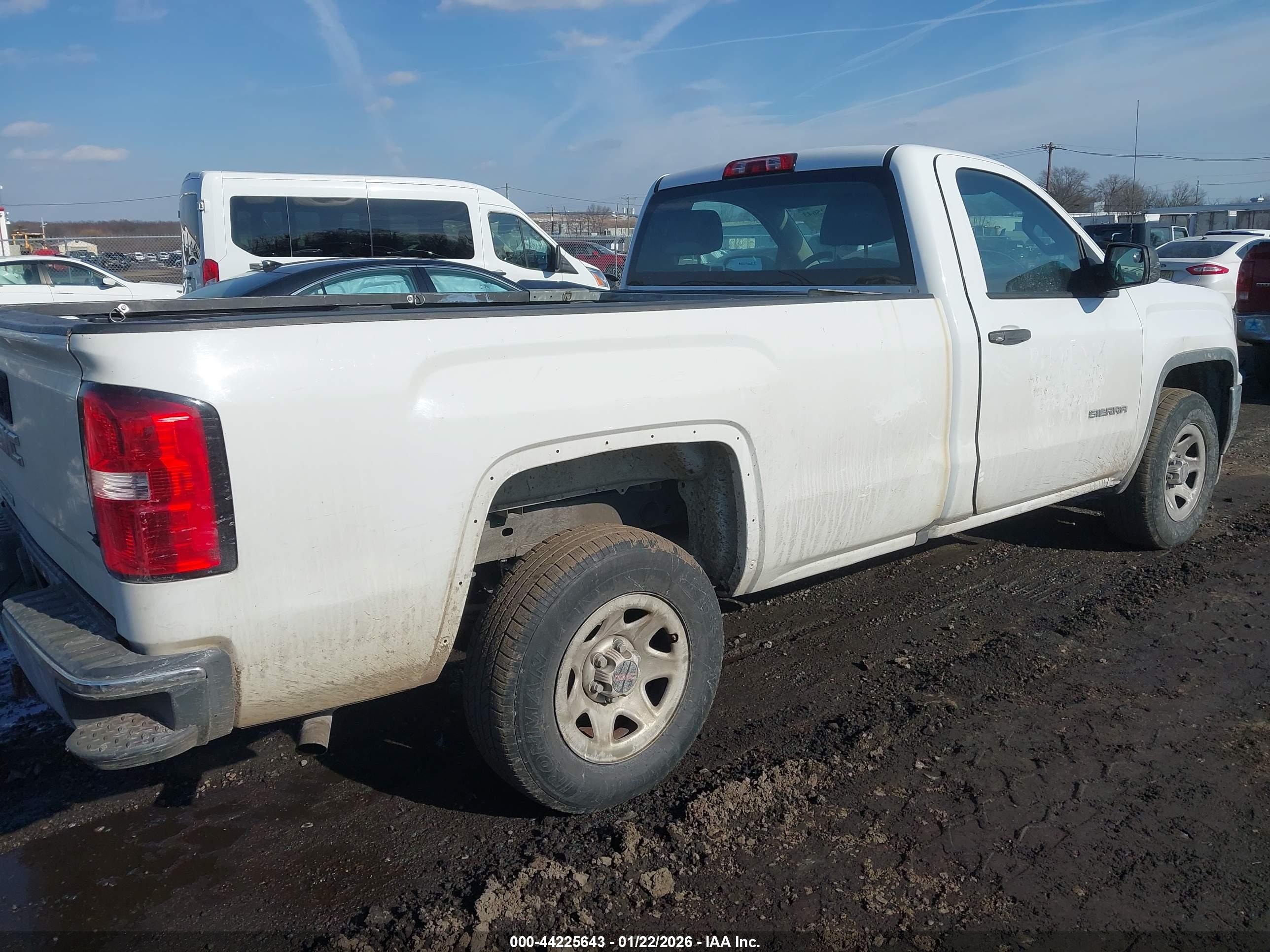 GMC SIERRA image 4