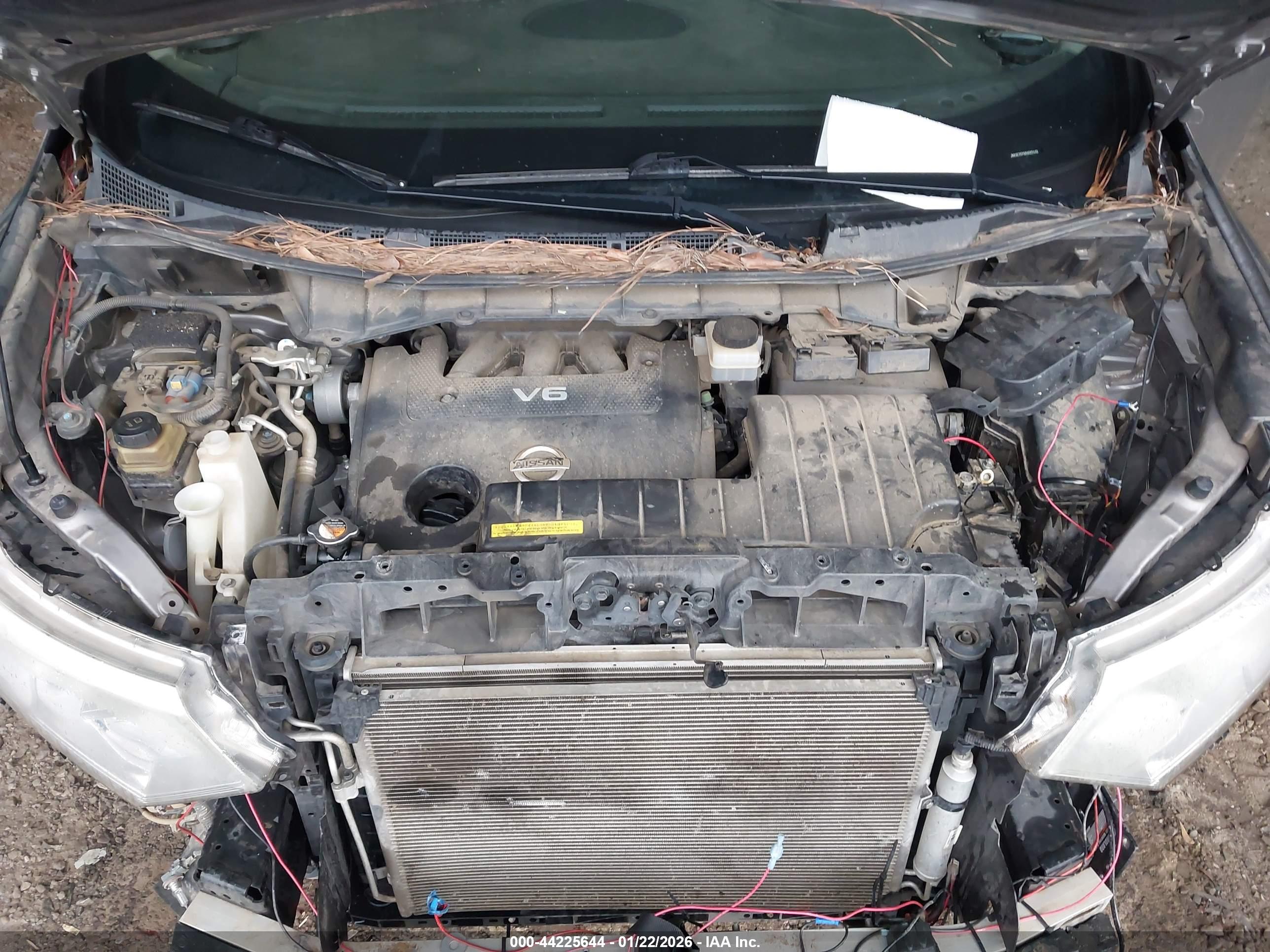 NISSAN QUEST image 10