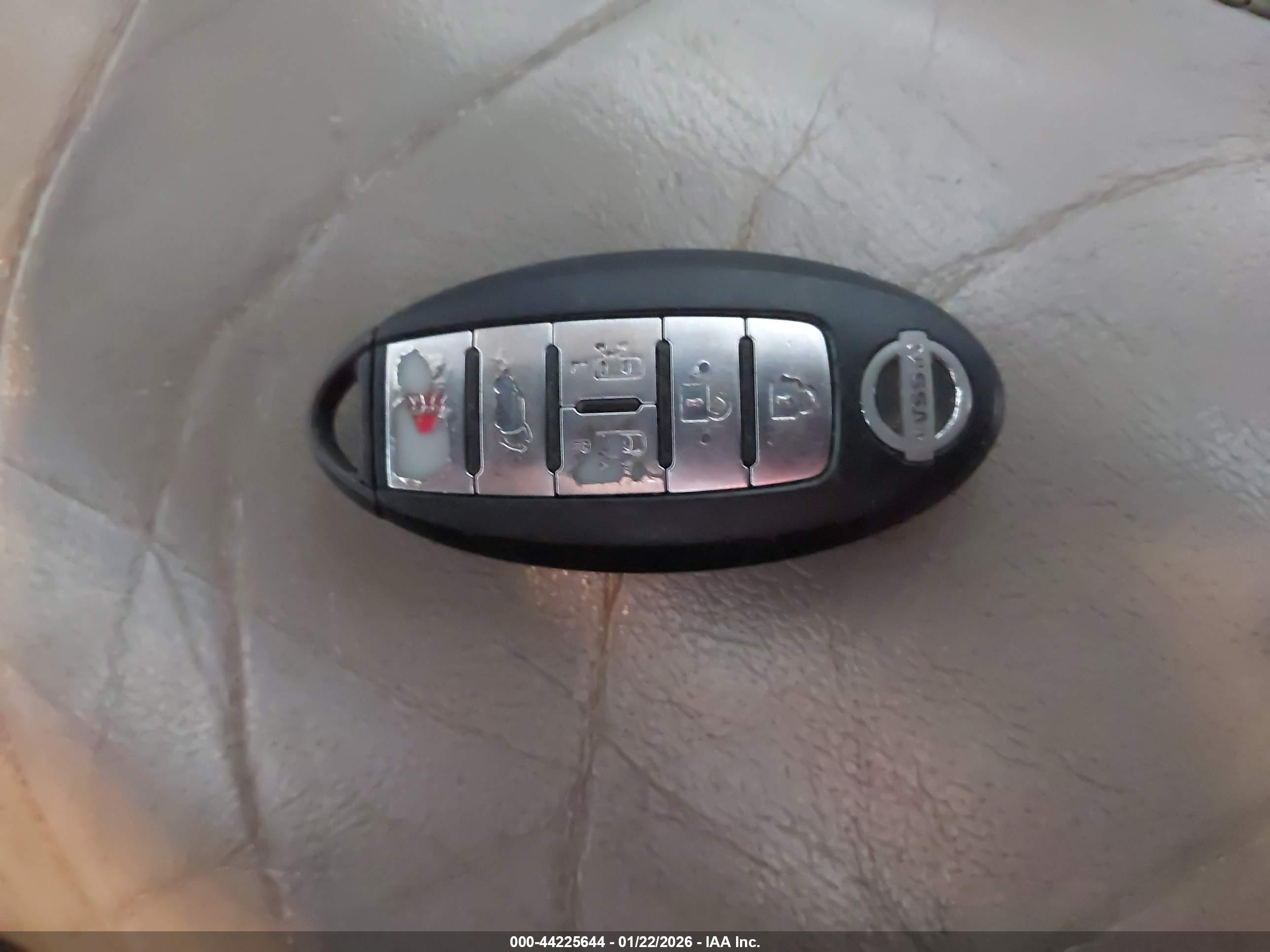 NISSAN QUEST image 11