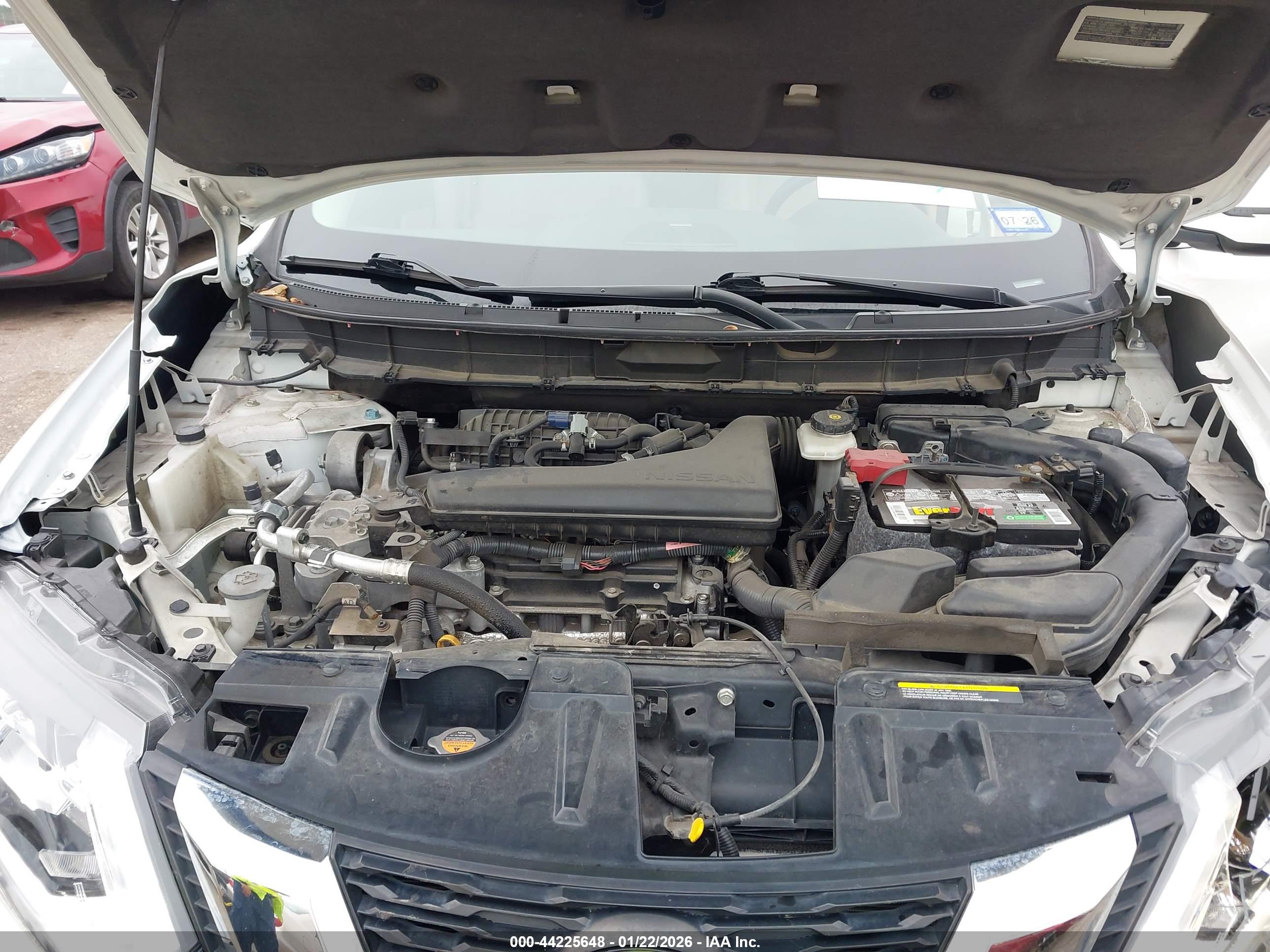 NISSAN ROGUE image 10