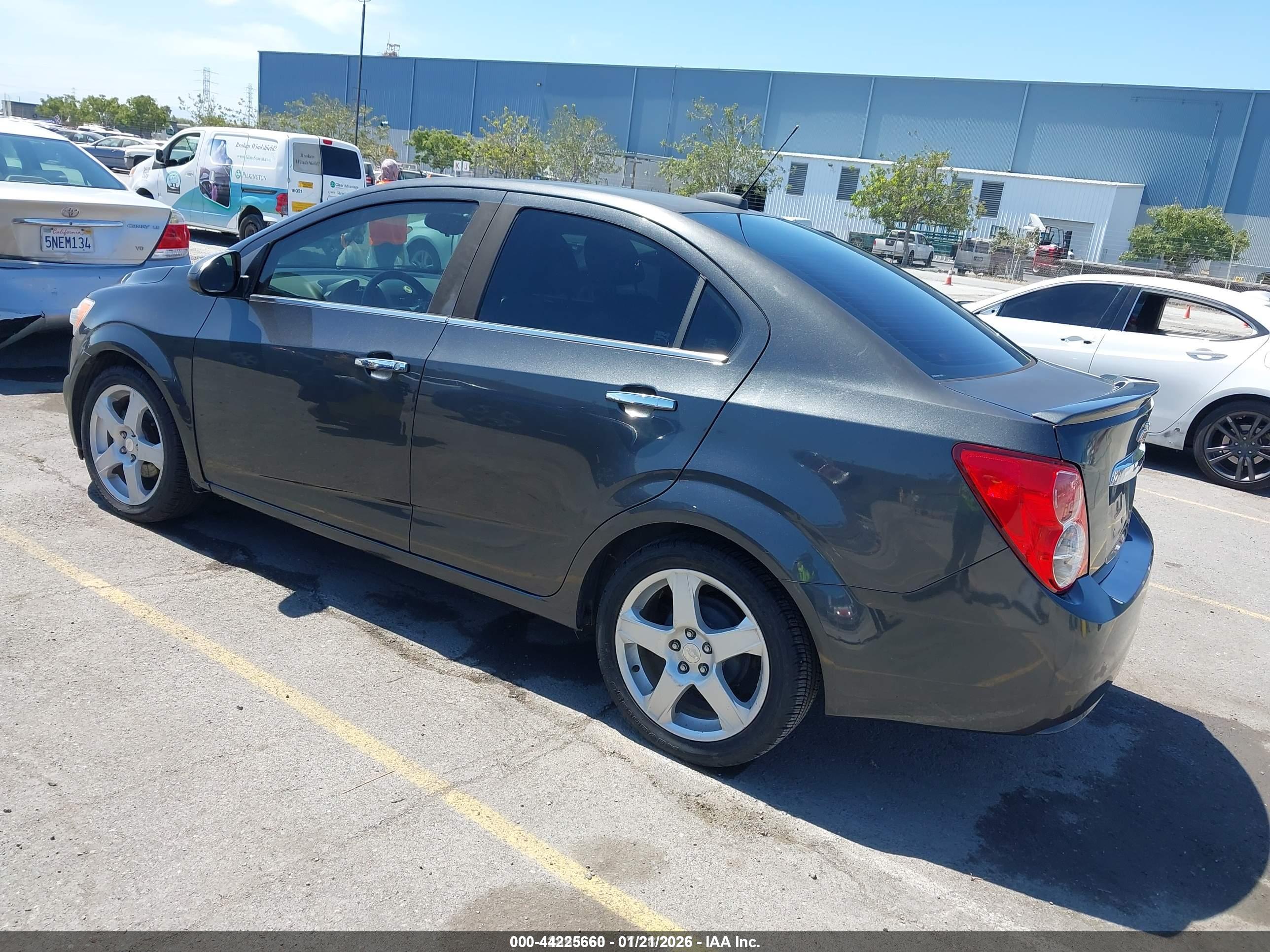 CHEVROLET SONIC image 3