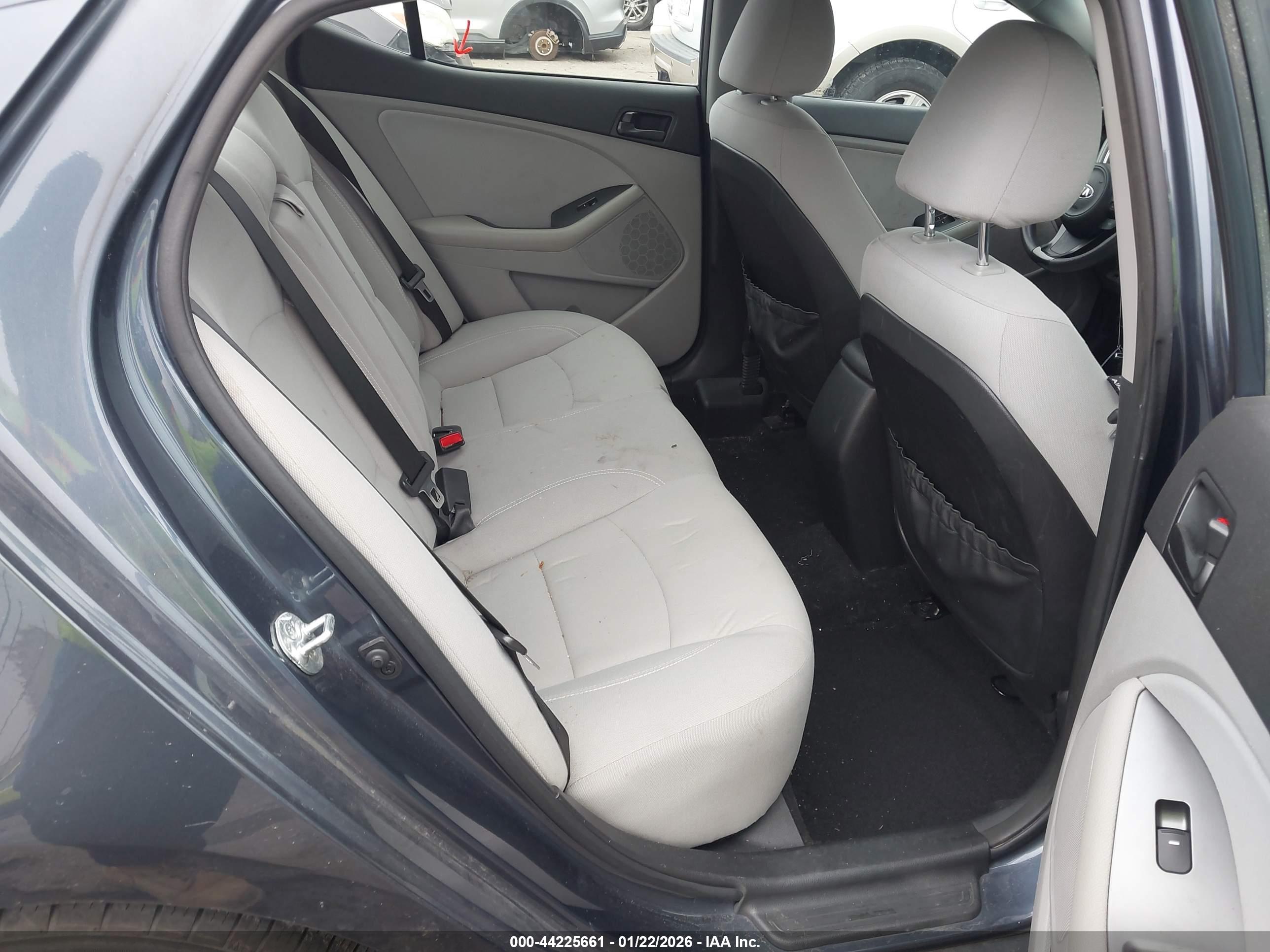 KIA OPTIMA image 8
