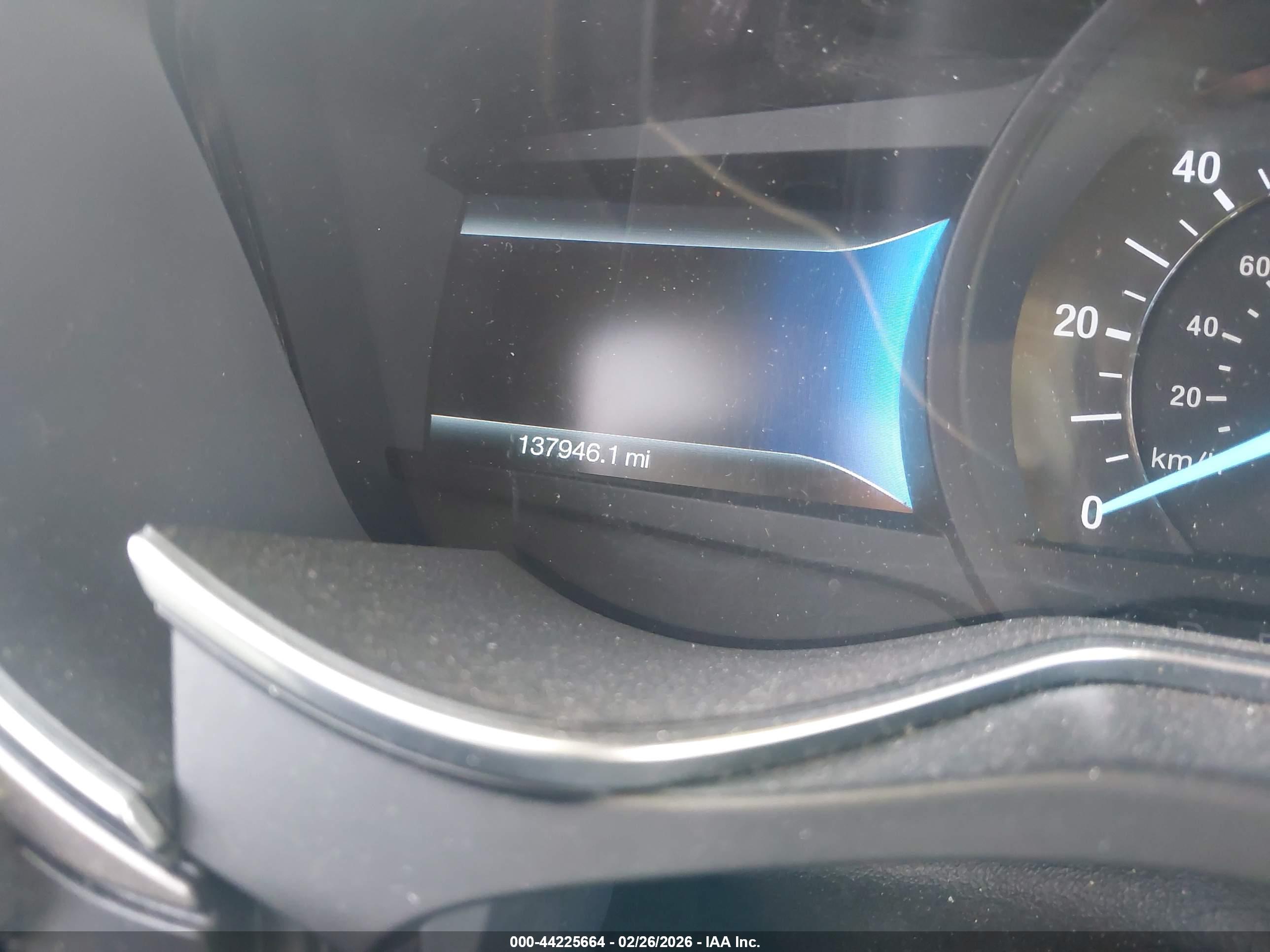 FORD FUSION image 7