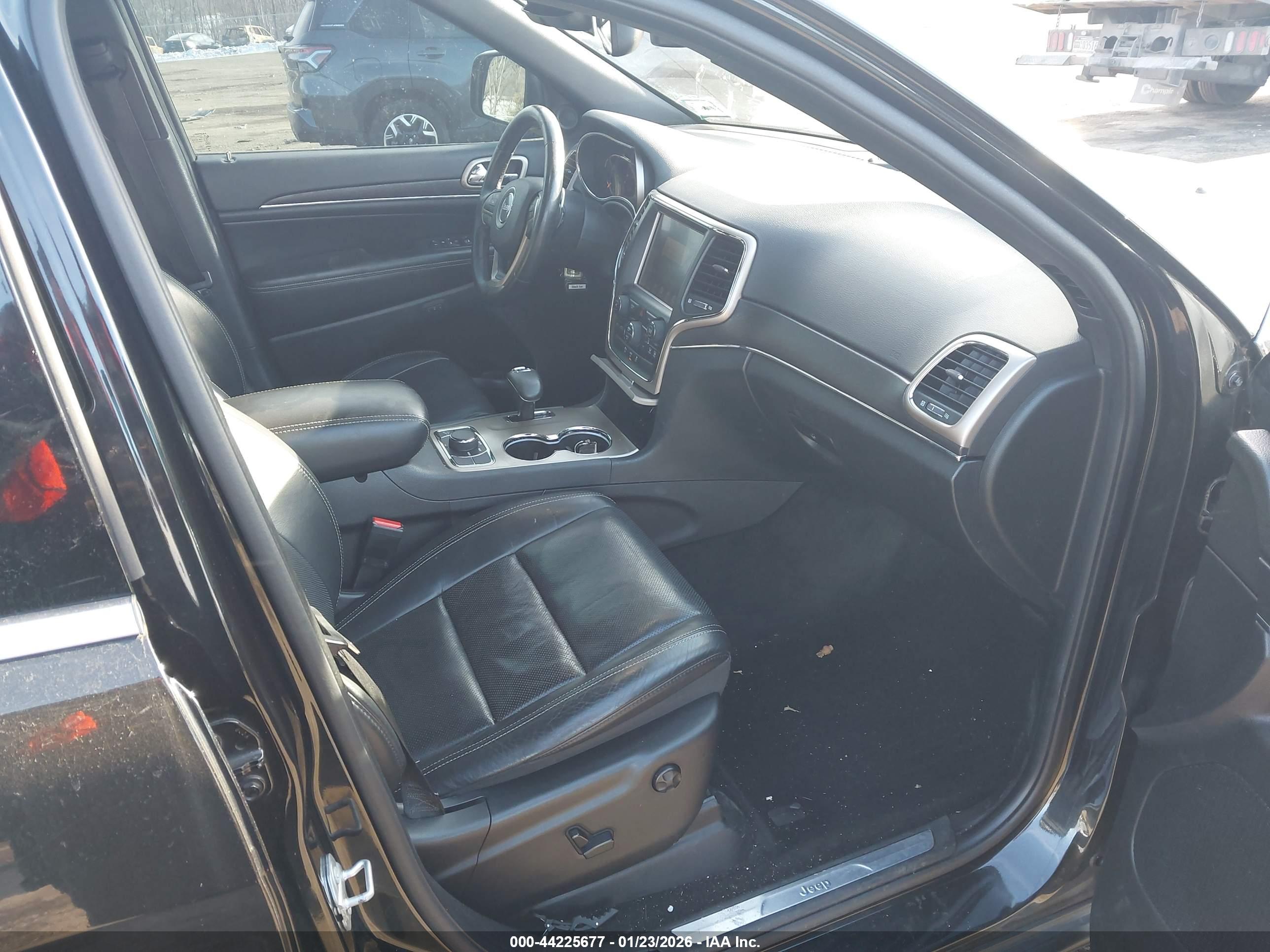 JEEP GRAND image 5