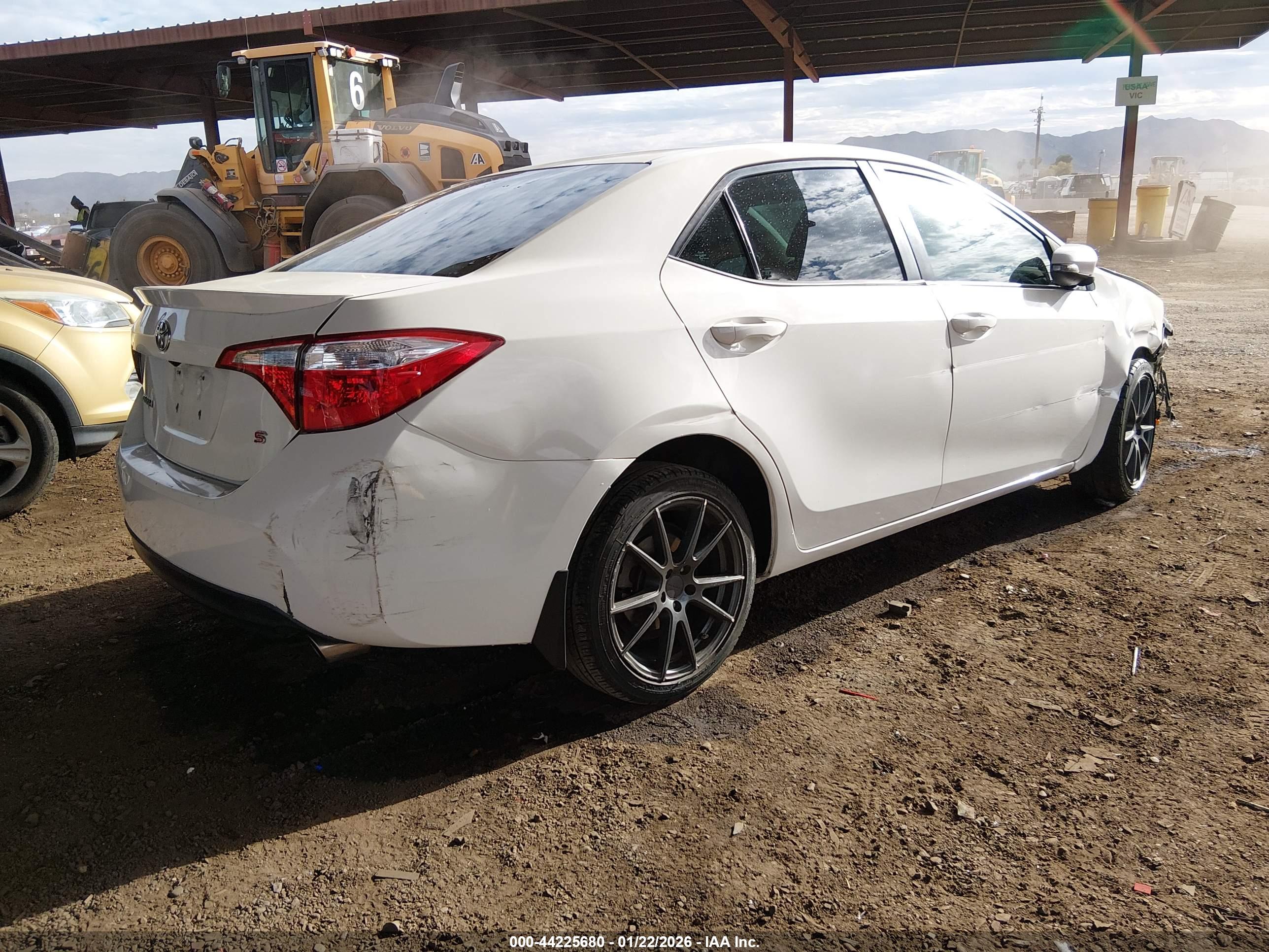 TOYOTA COROLLA image 4
