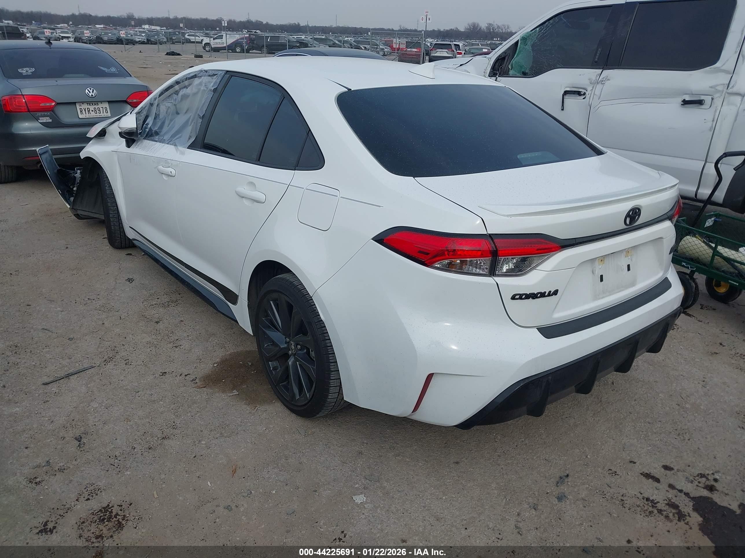 TOYOTA COROLLA image 3