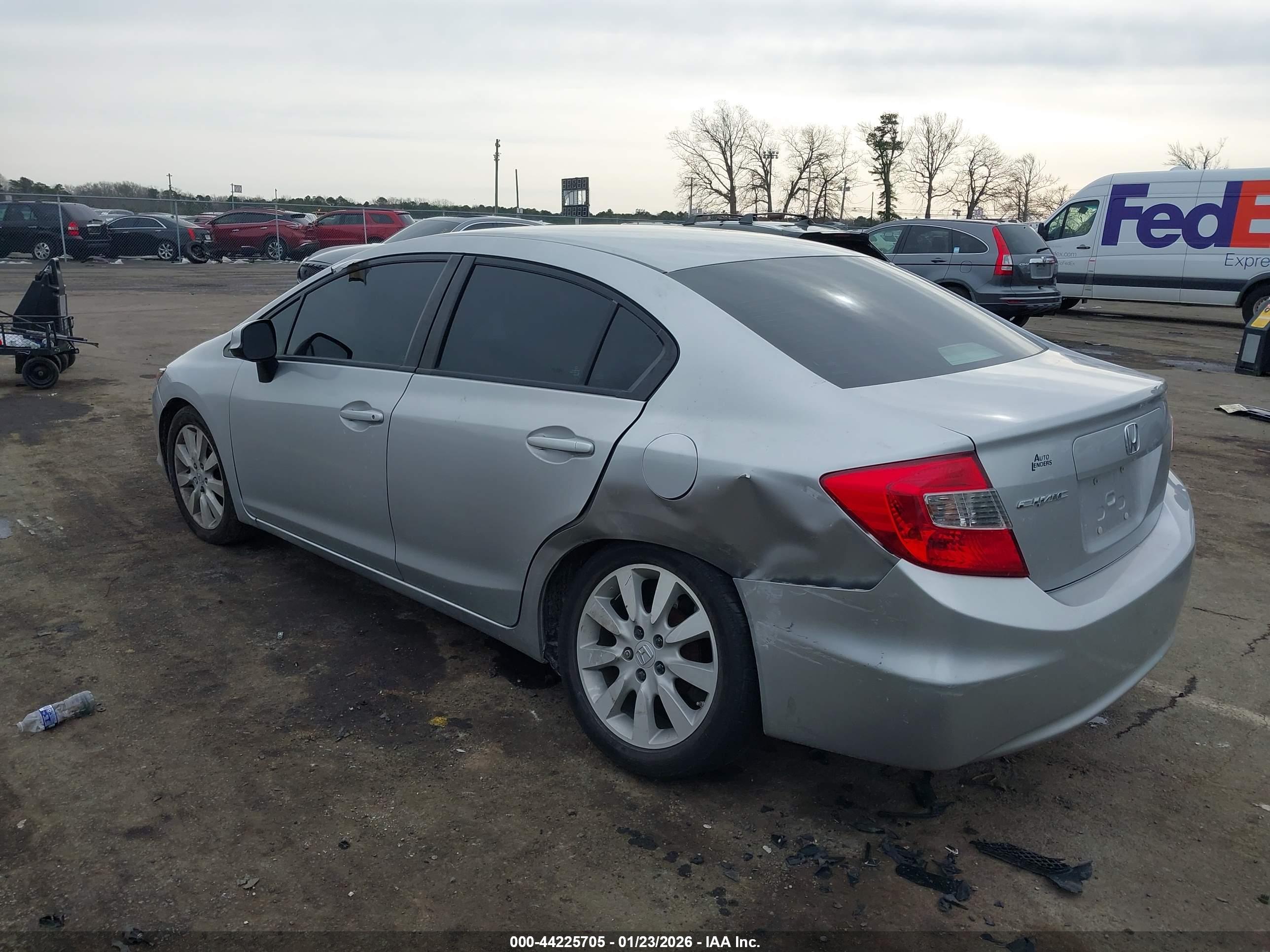 HONDA CIVIC image 3