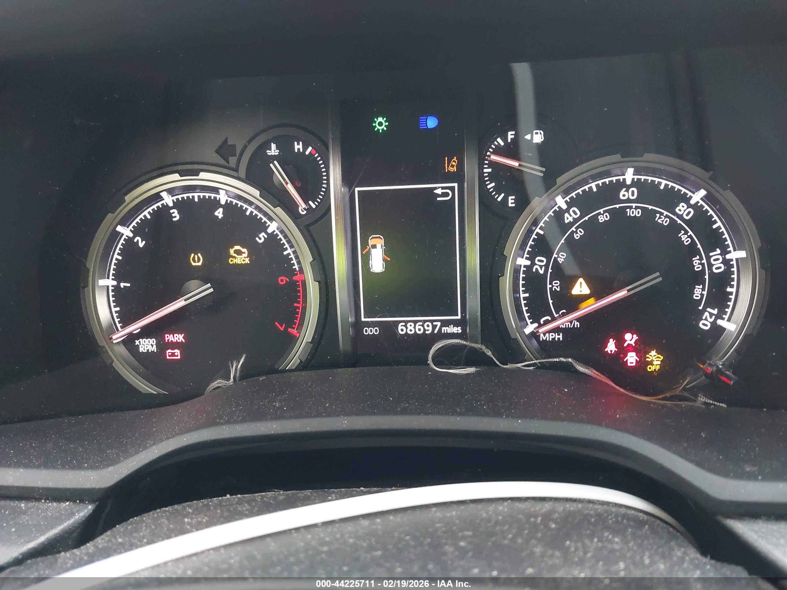 TOYOTA 4RUNNER image 7