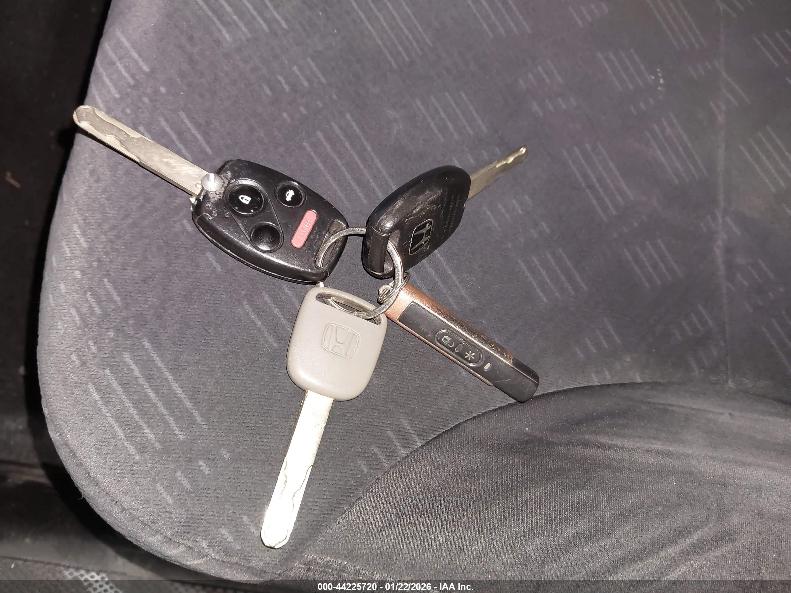 HONDA CR-V image 11