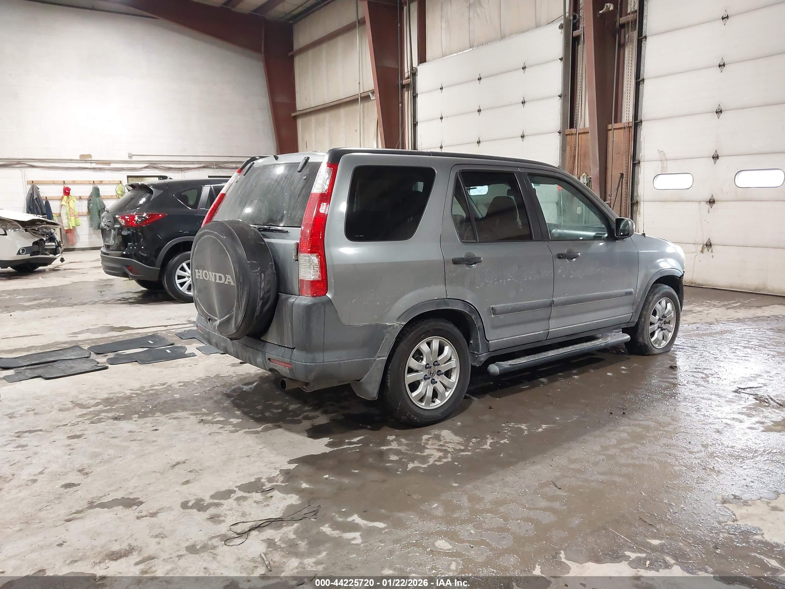 HONDA CR-V image 4