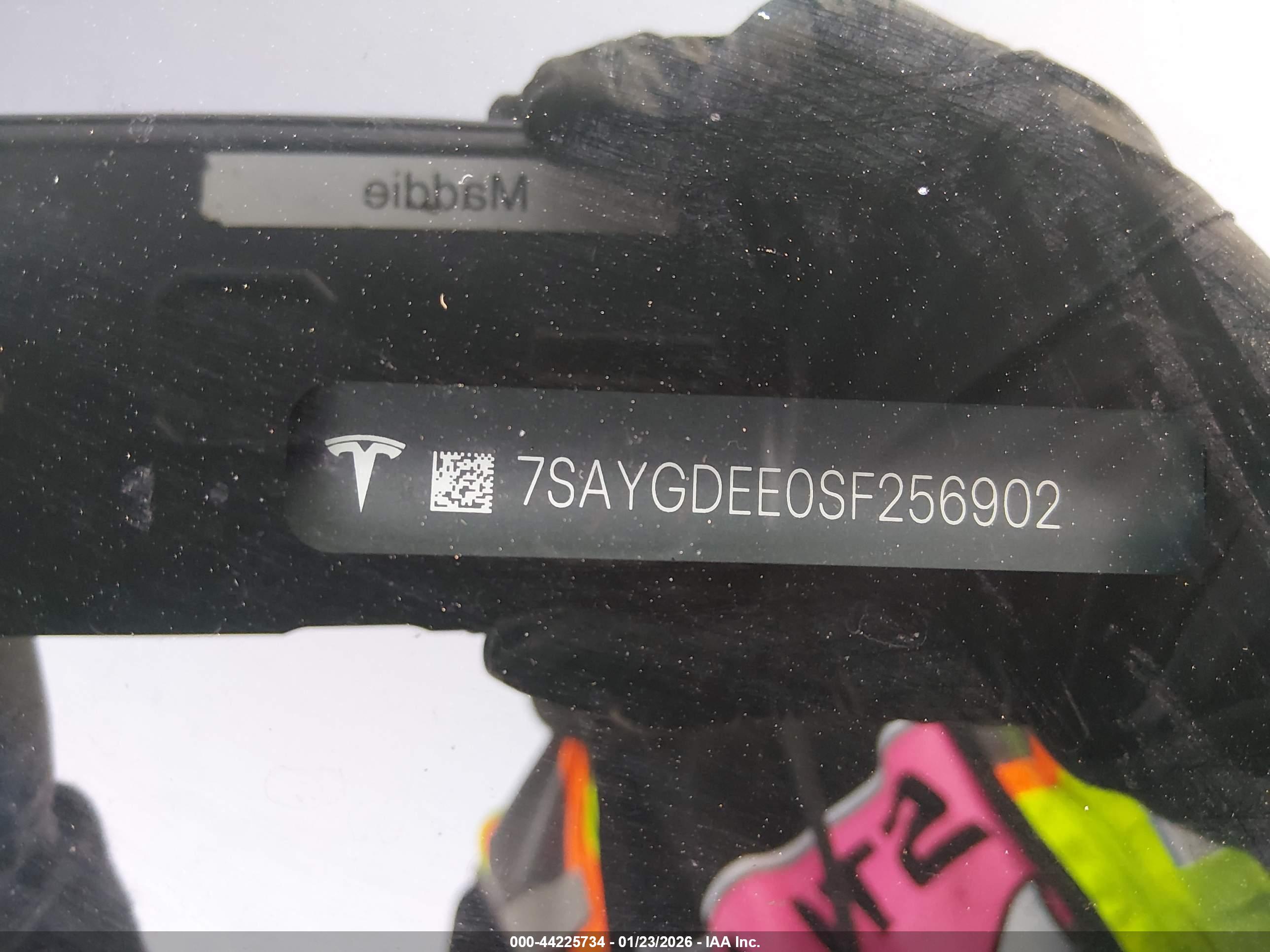 TESLA MODEL image 9