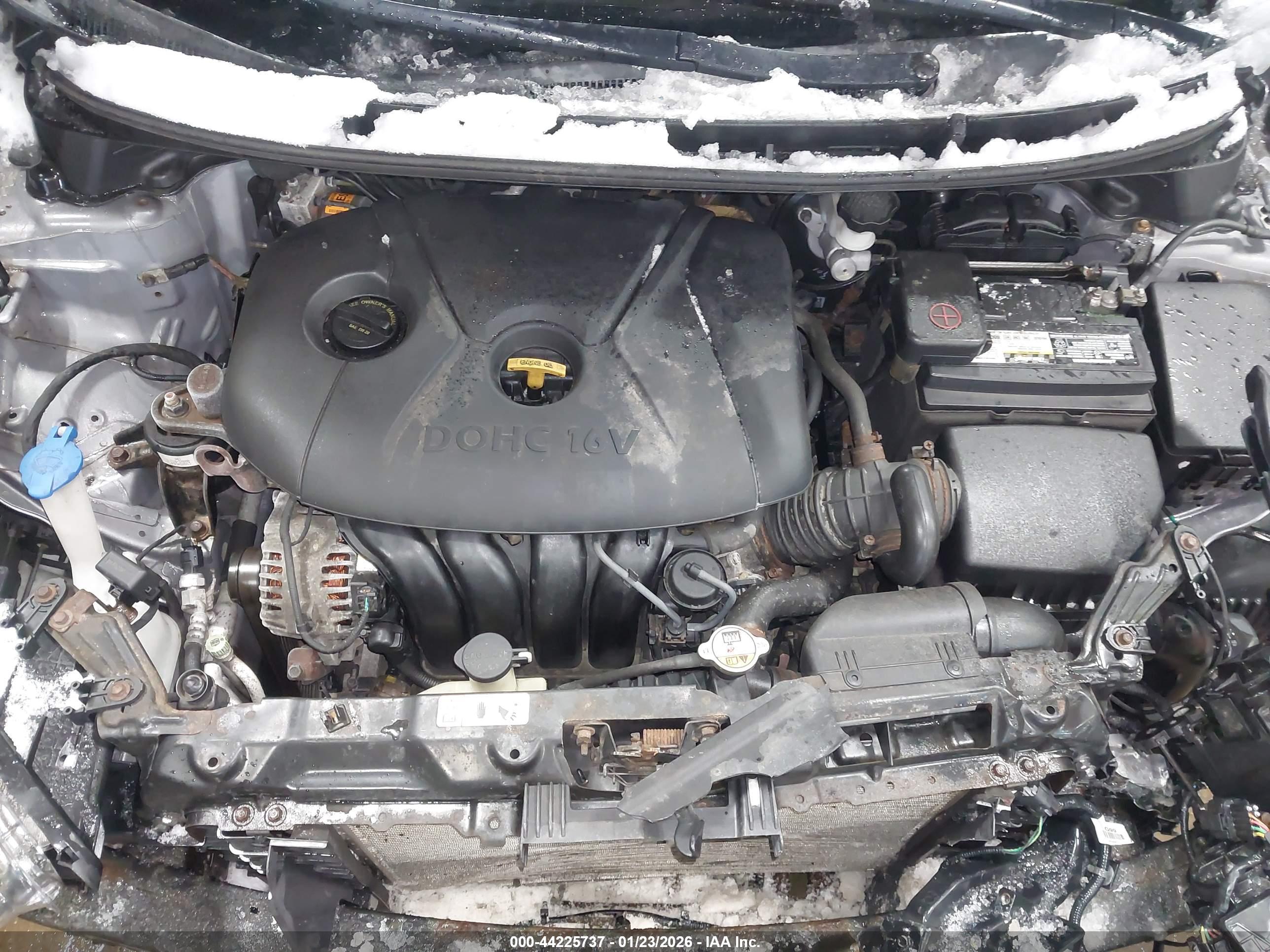 HYUNDAI ELANTRA image 10