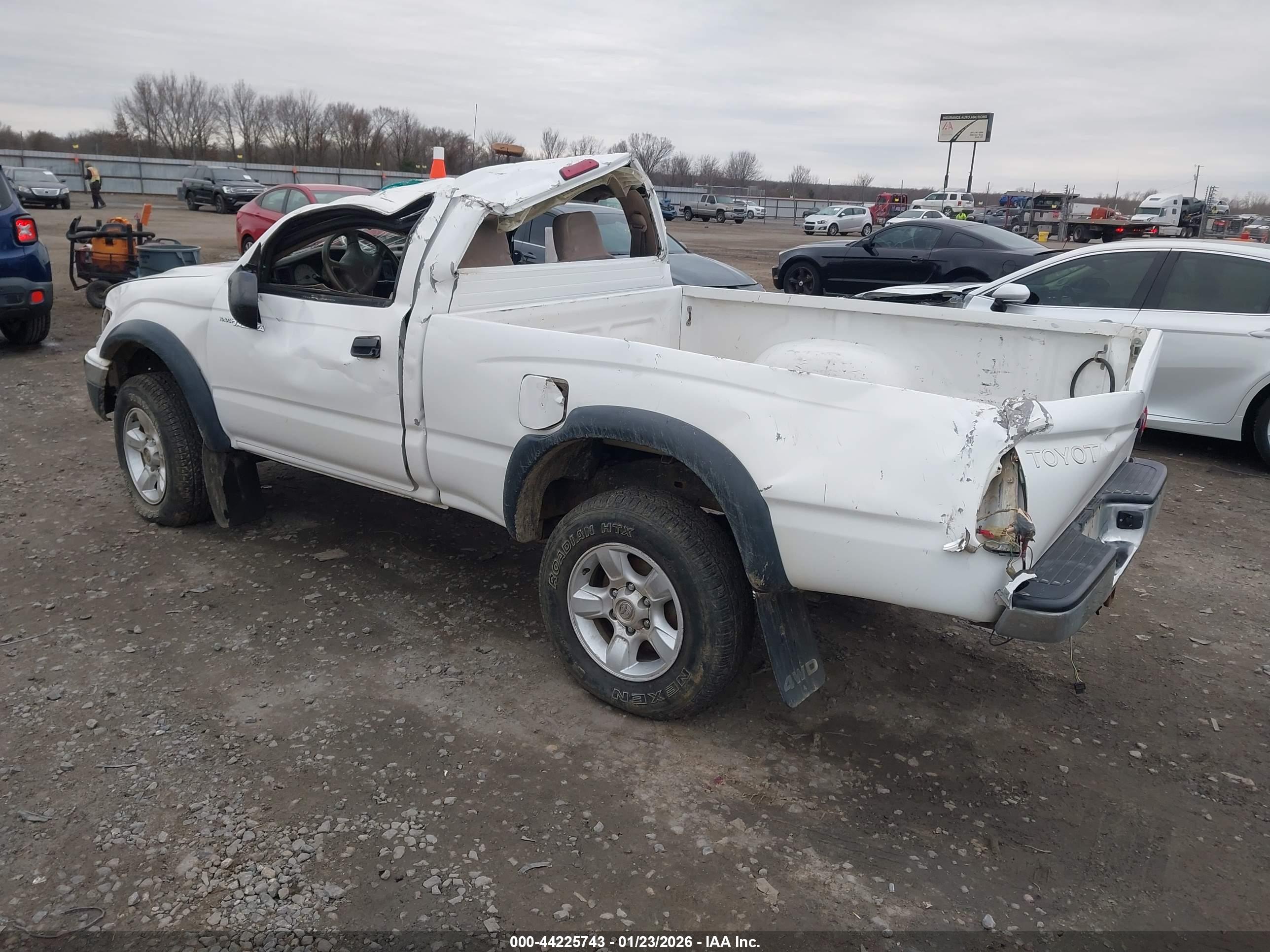 TOYOTA TACOMA image 3