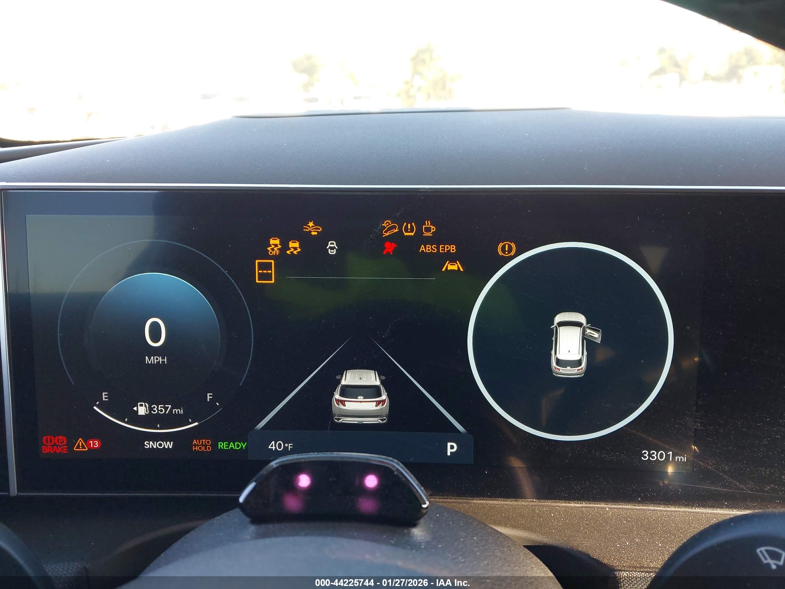 HYUNDAI TUCSON image 7