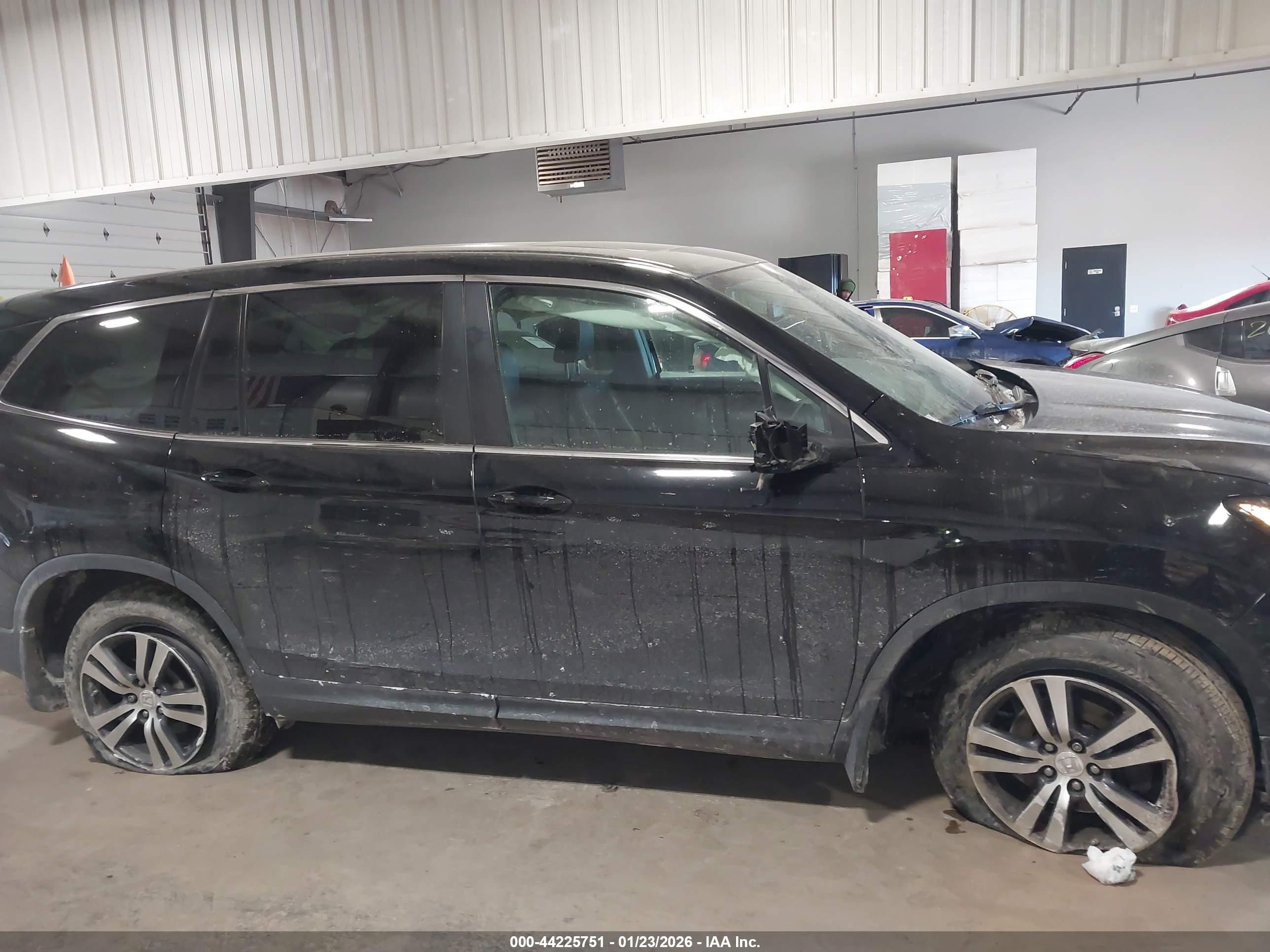 HONDA PILOT image 6