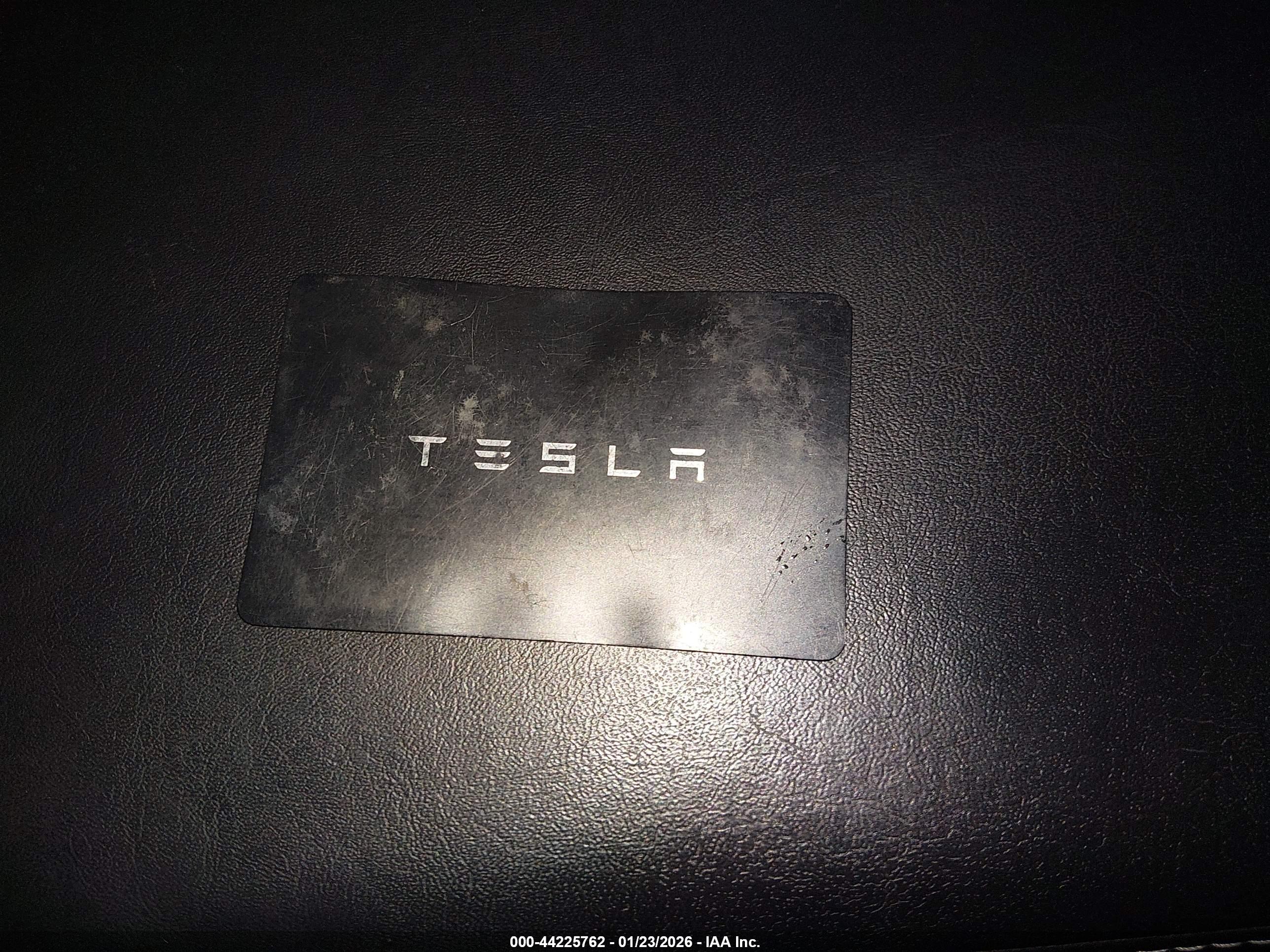 TESLA MODEL image 11