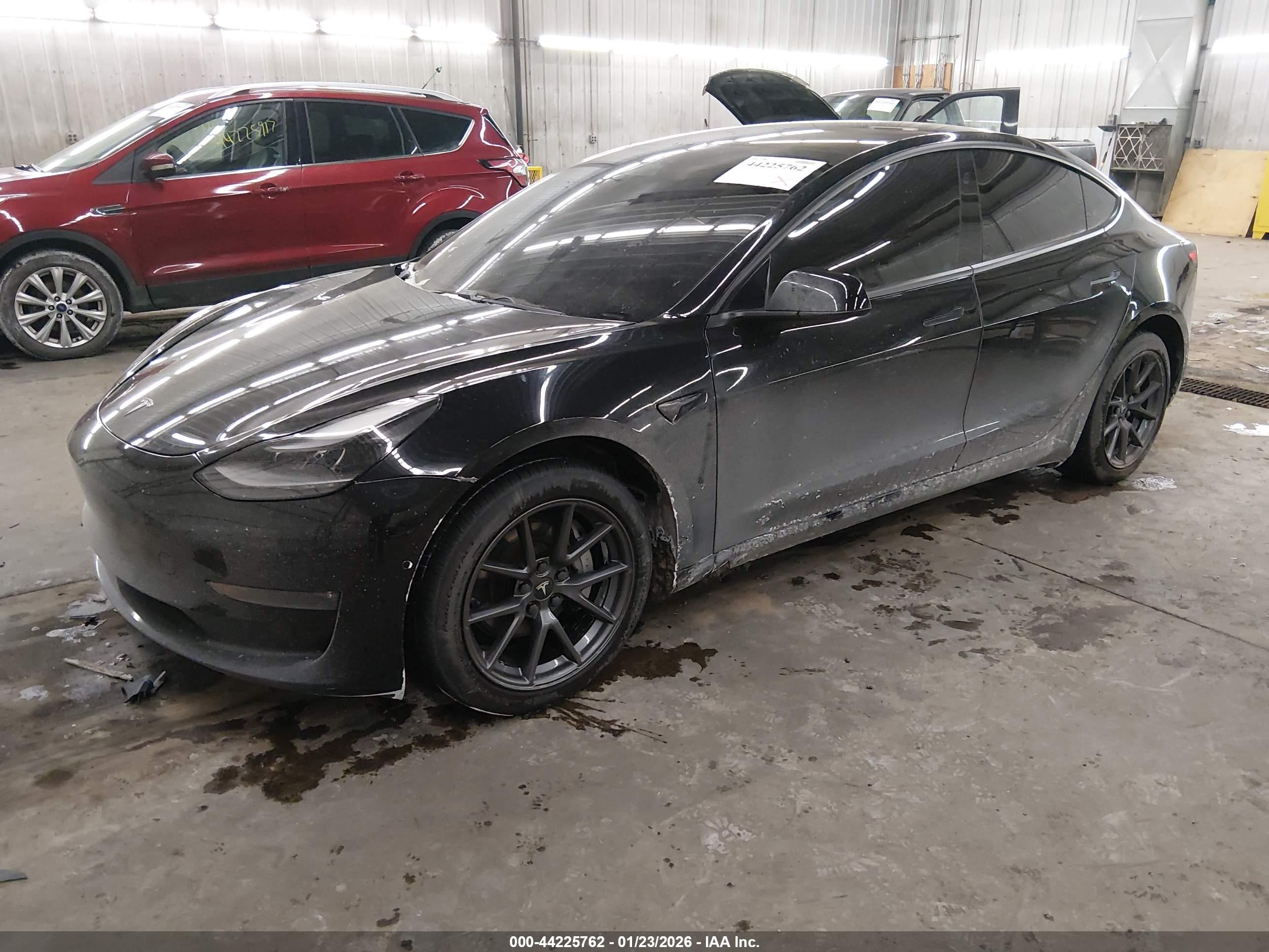 TESLA MODEL image 2