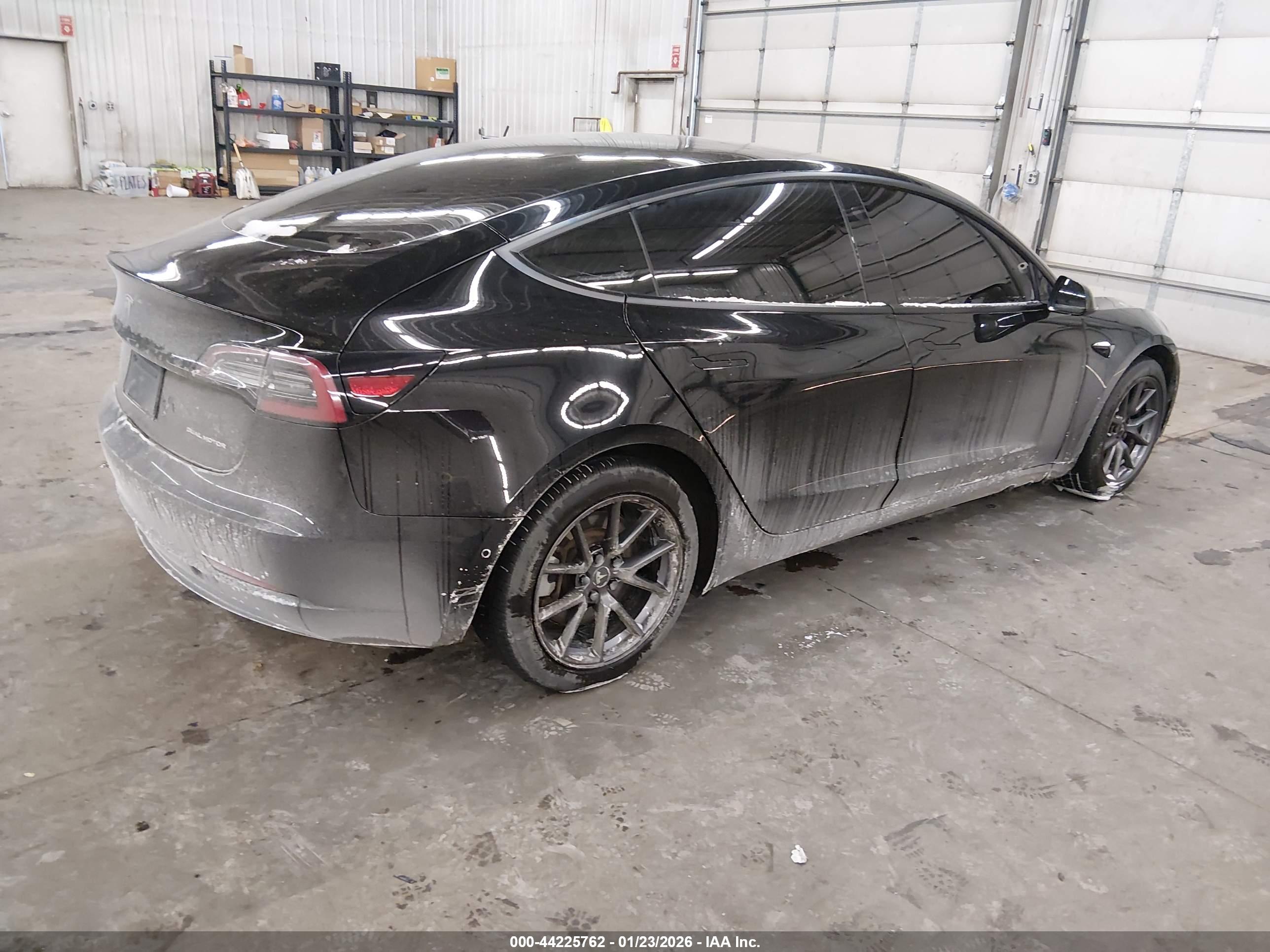 TESLA MODEL image 4