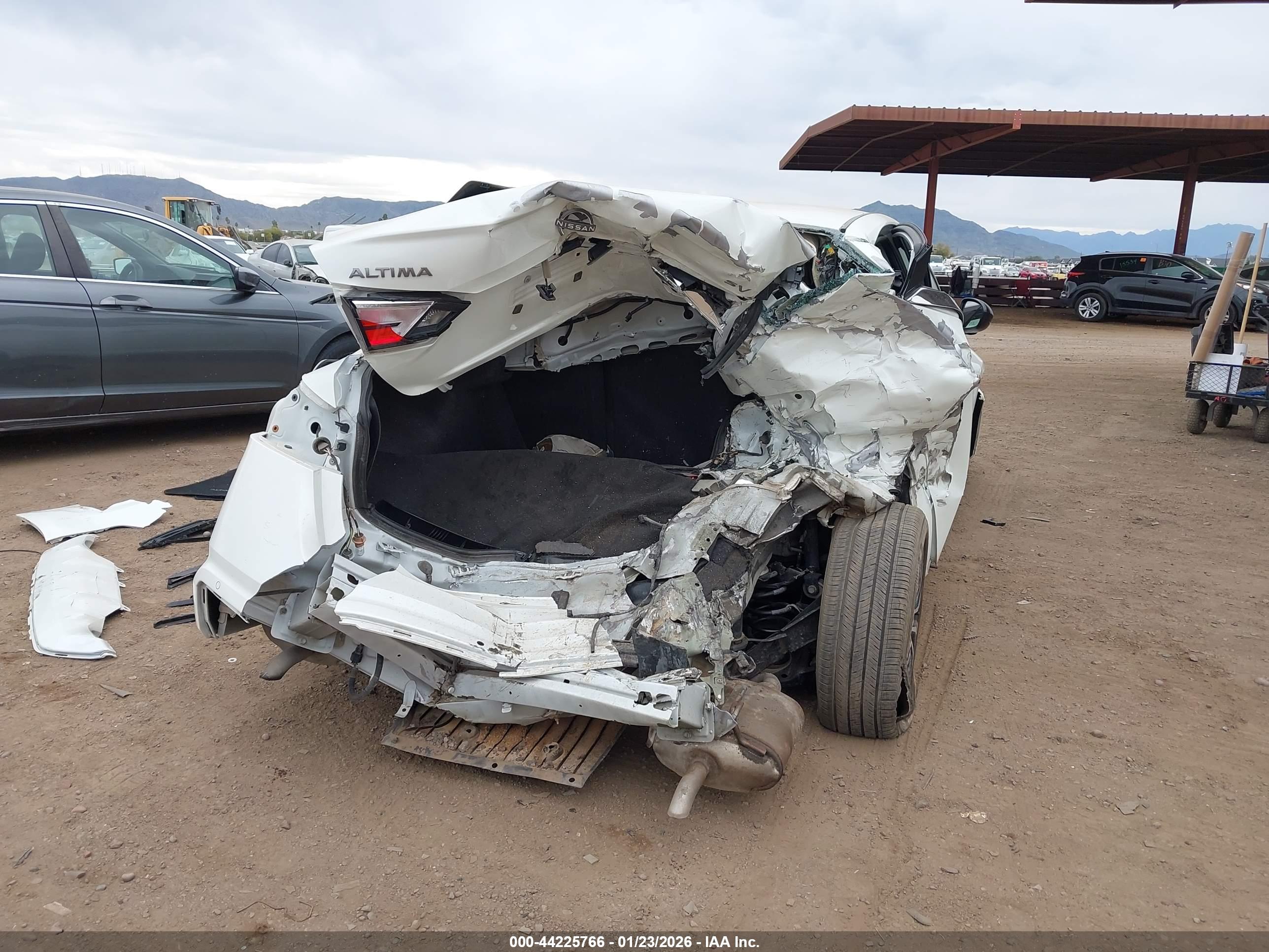 NISSAN ALTIMA image 6