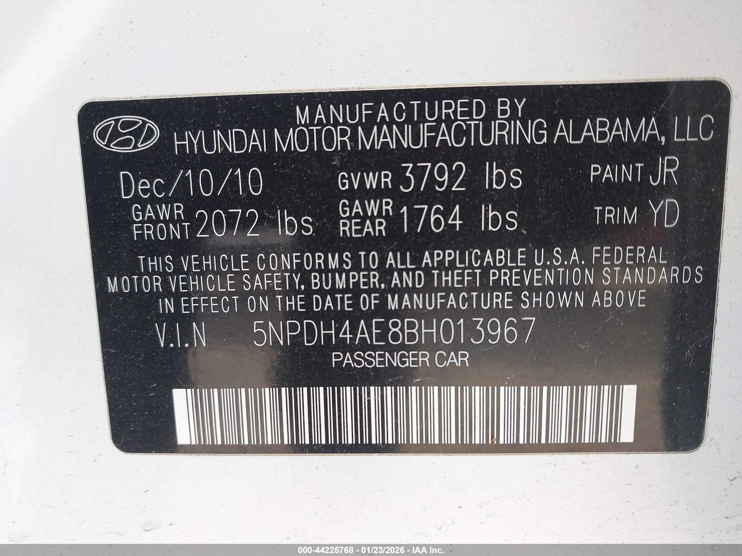 HYUNDAI ELANTRA image 9