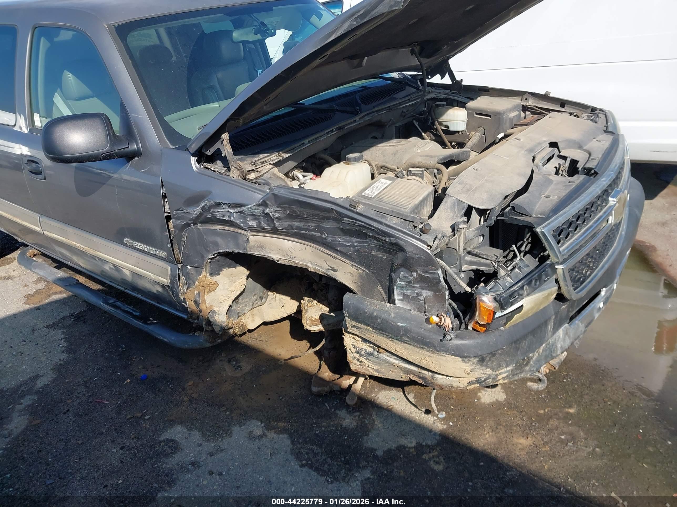 CHEVROLET SILVERADO image 6