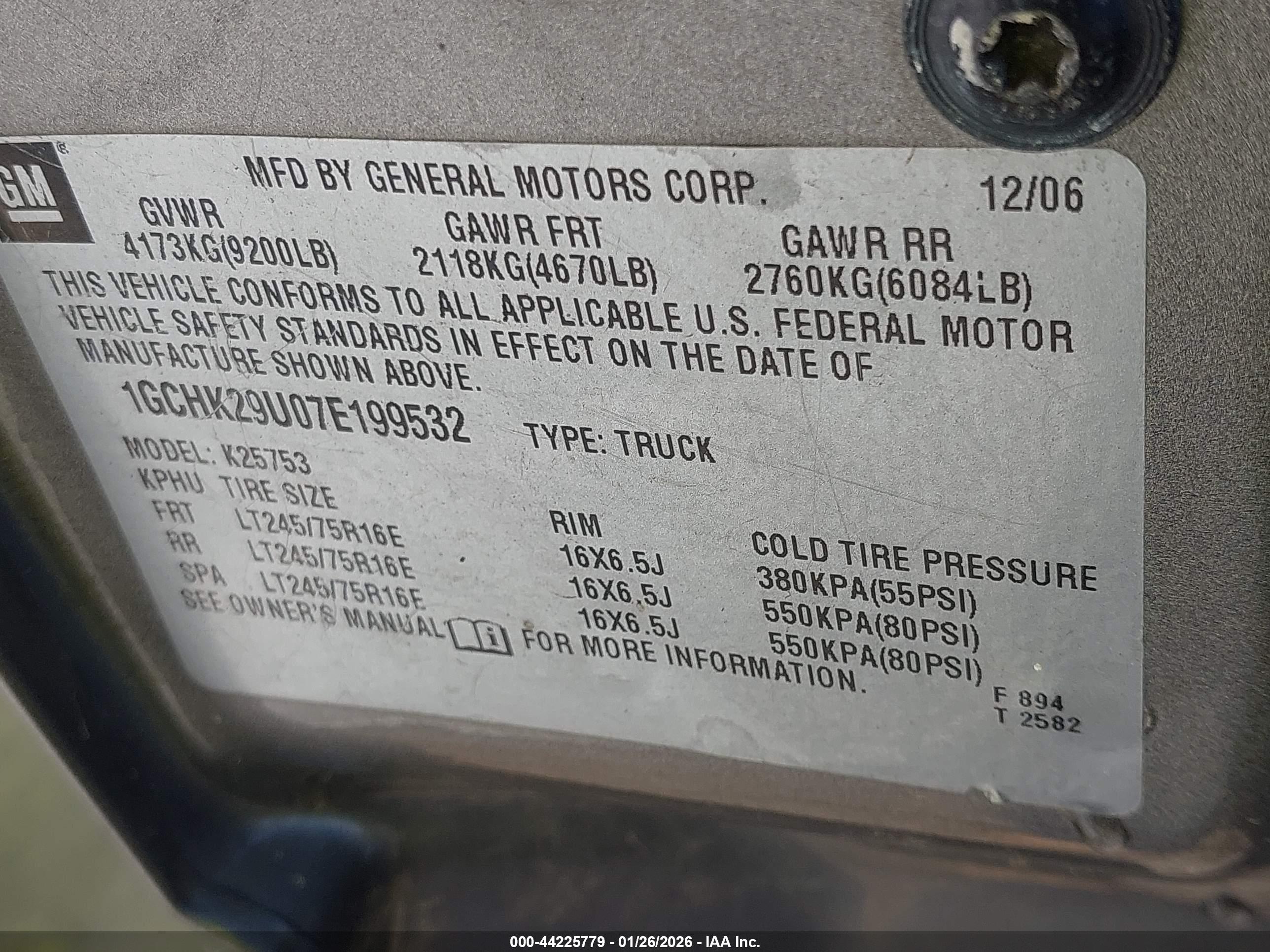 CHEVROLET SILVERADO image 9