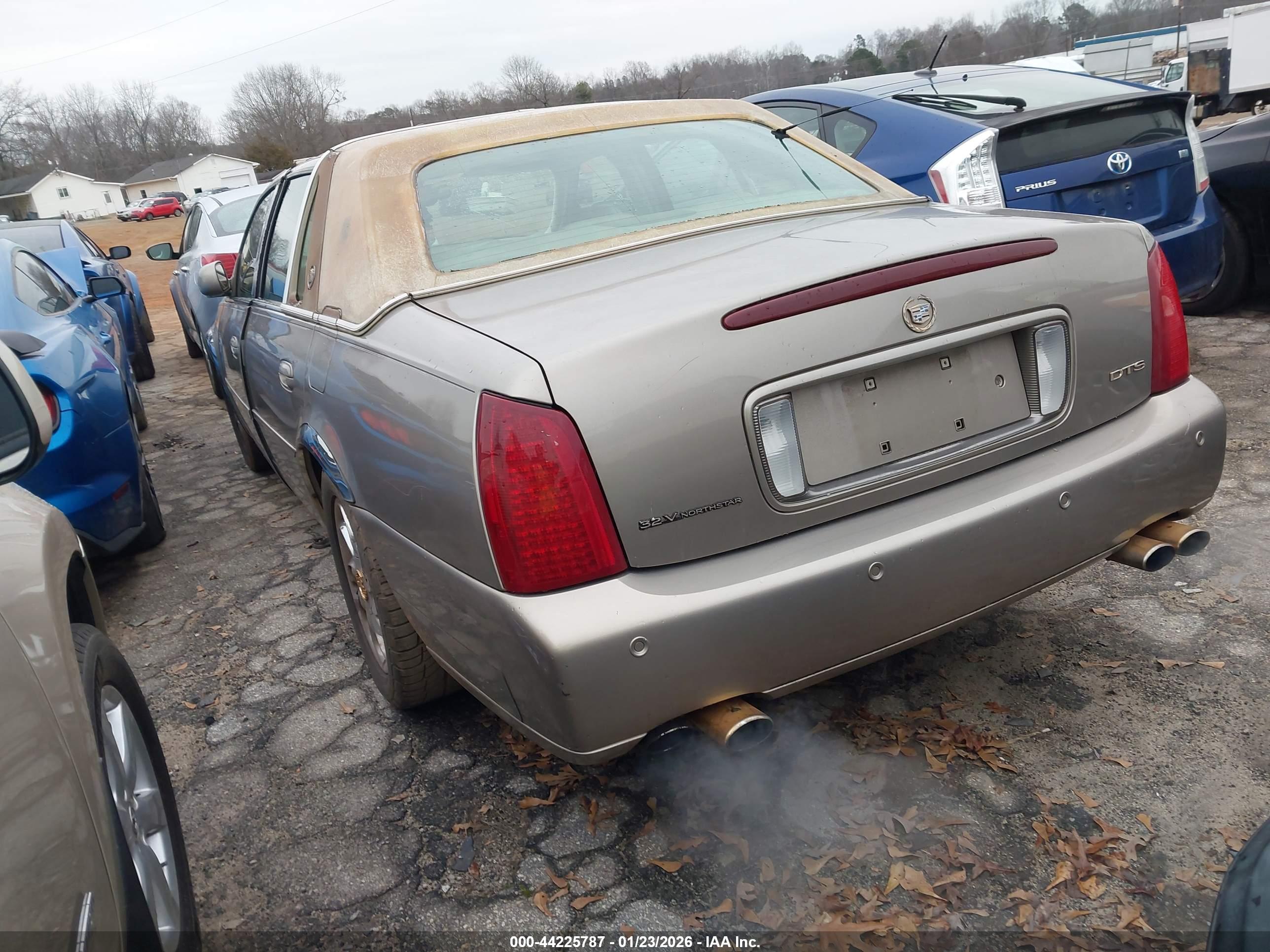 CADILLAC DEVILLE image 3