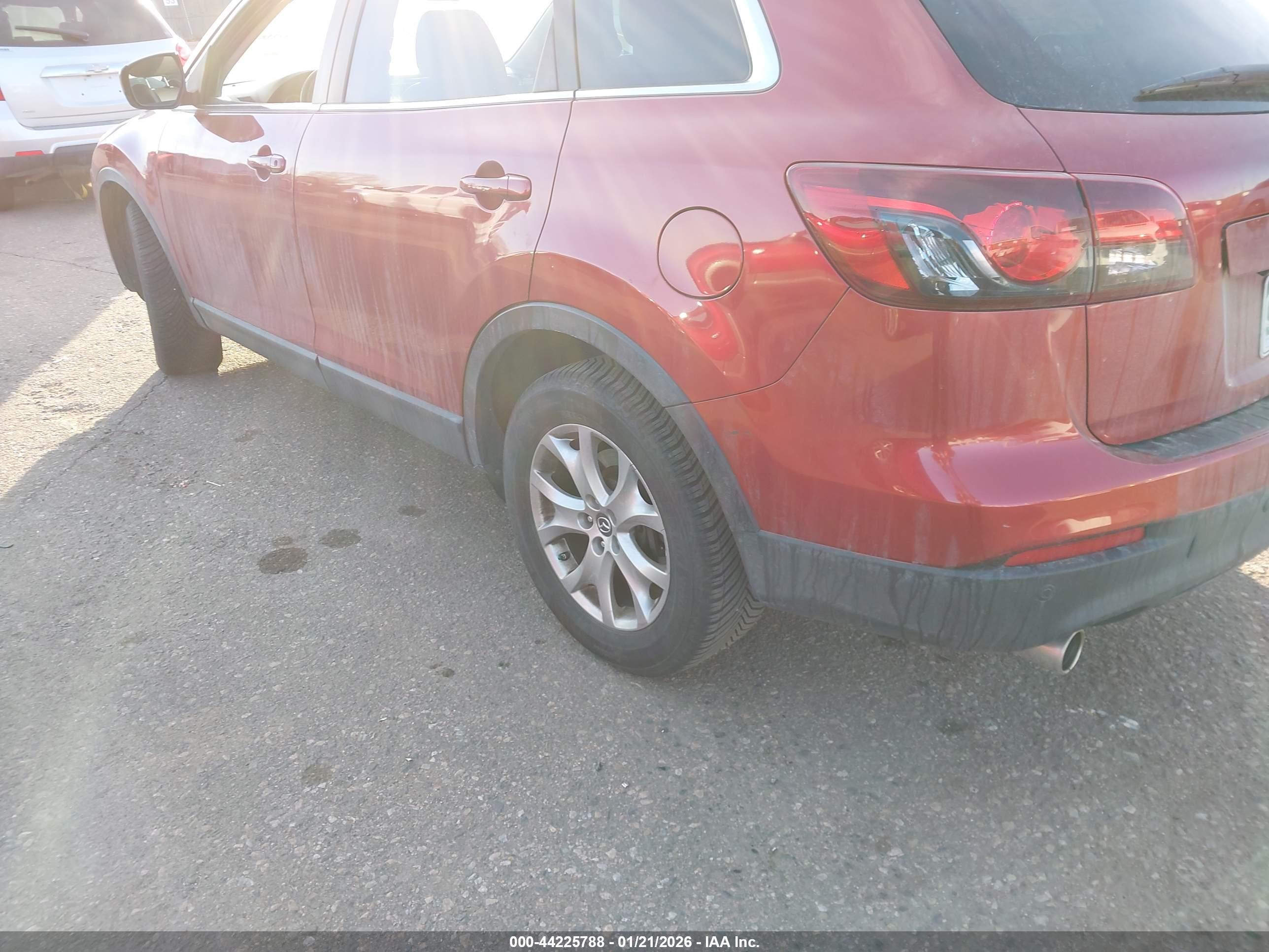MAZDA CX-9 image 3