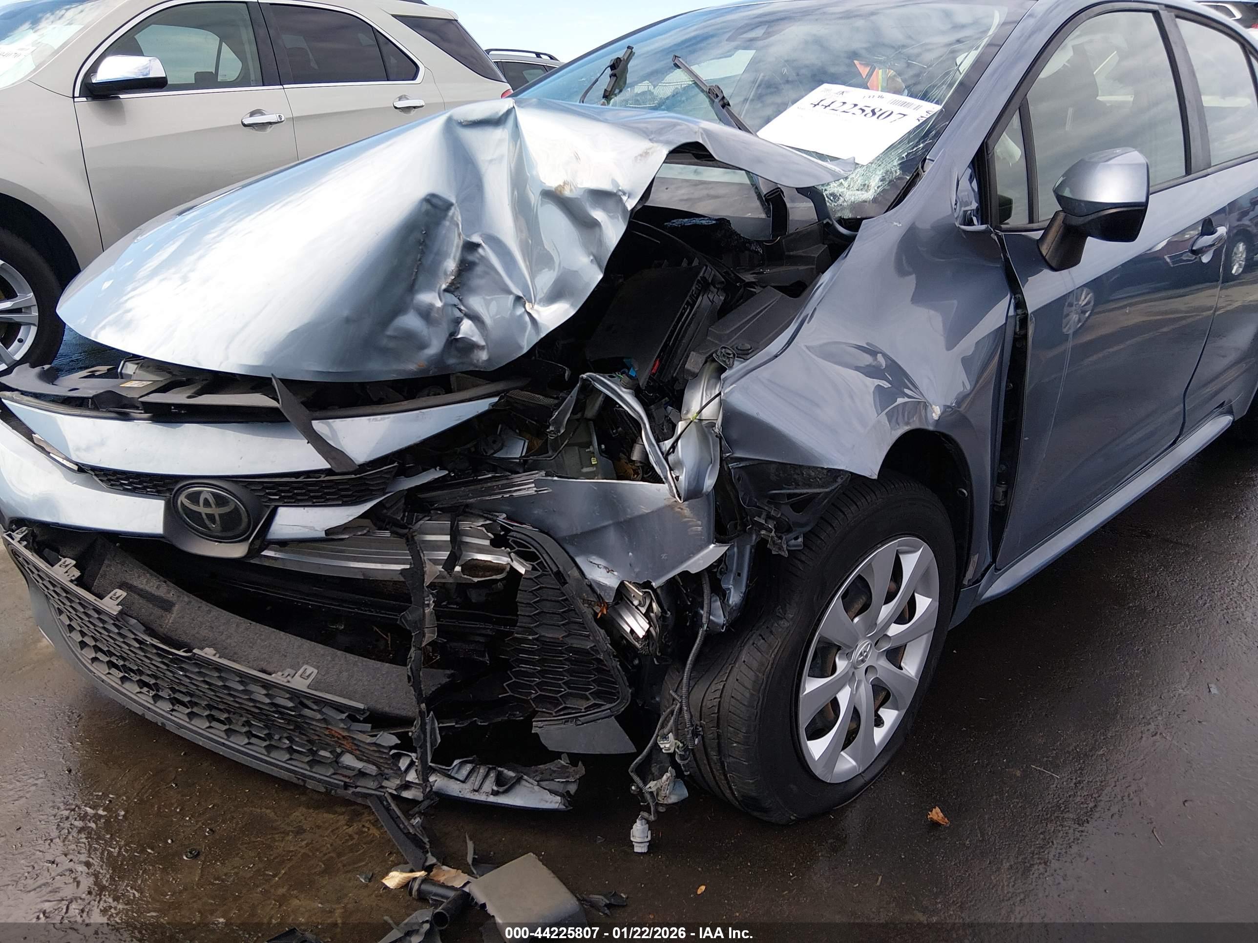 TOYOTA COROLLA image 6