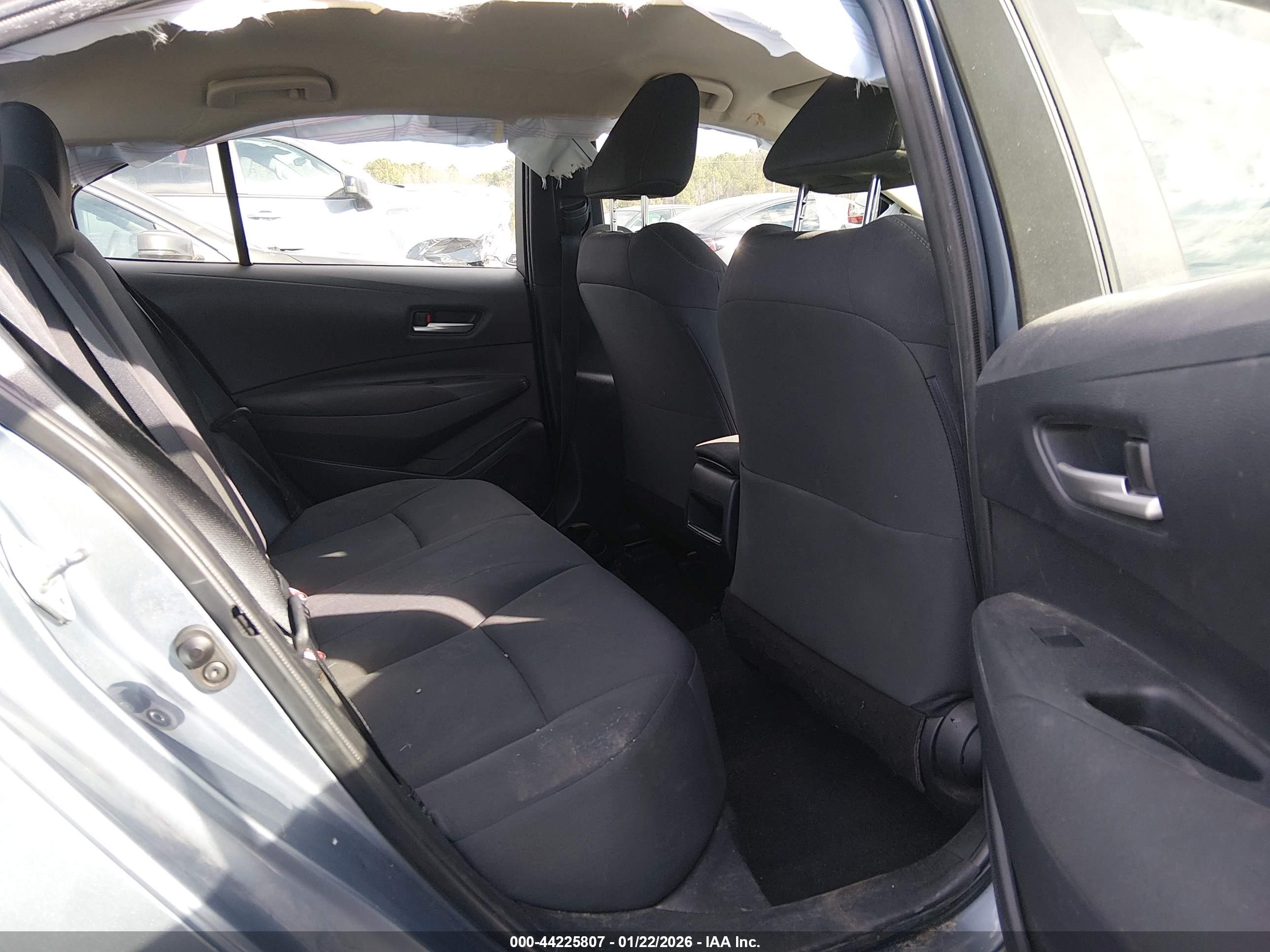 TOYOTA COROLLA image 8