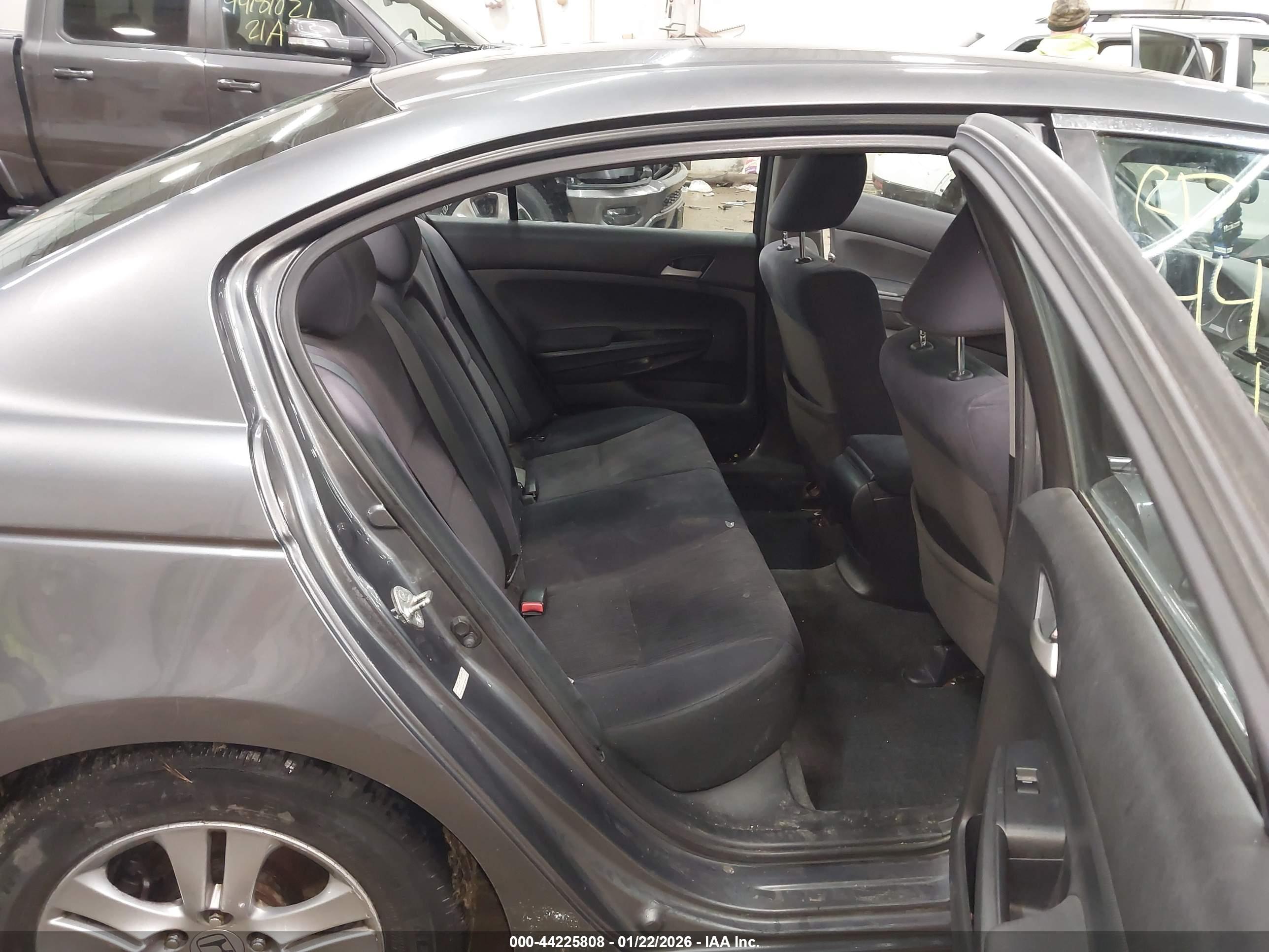HONDA ACCORD image 8