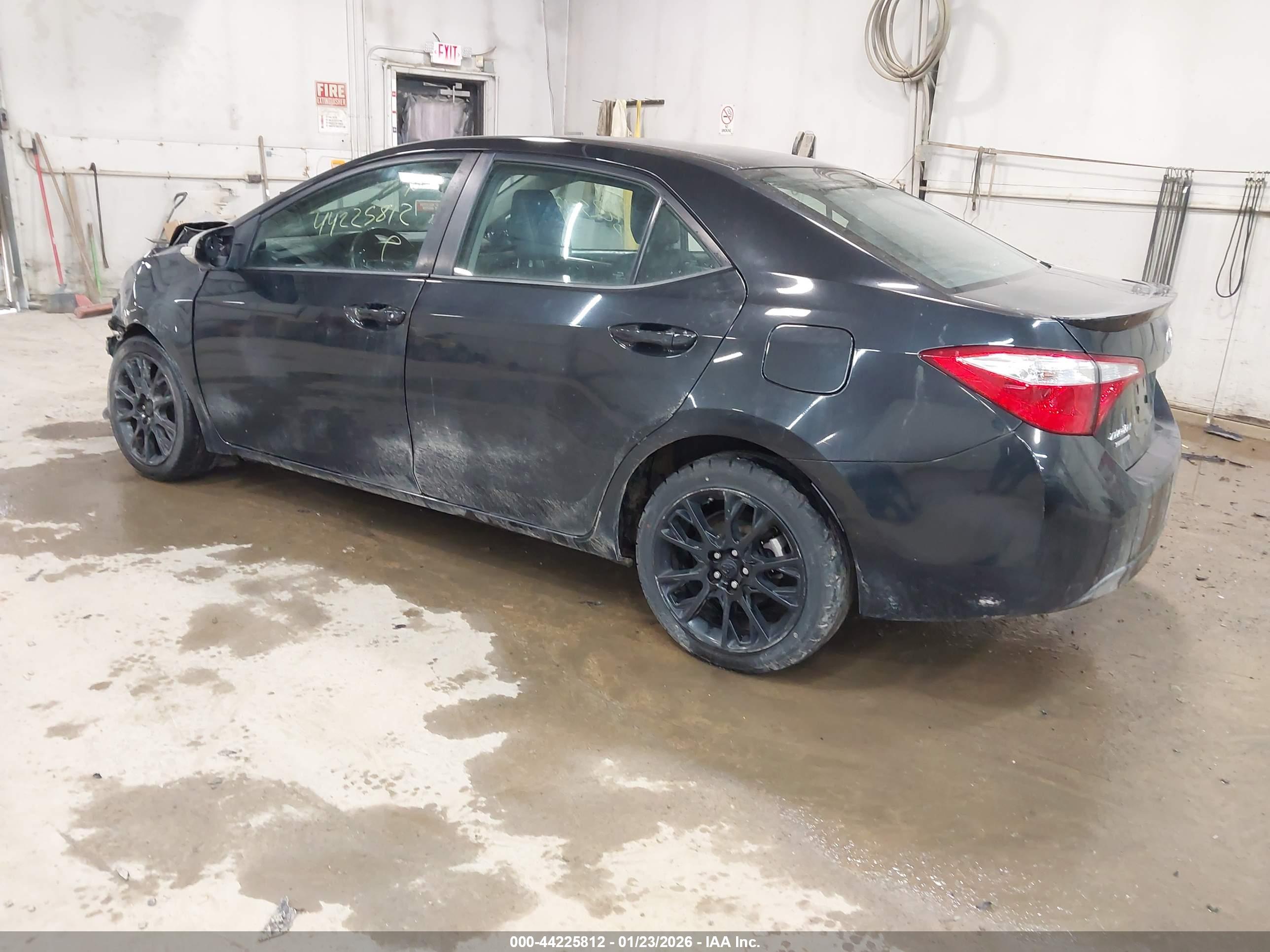 TOYOTA COROLLA image 3