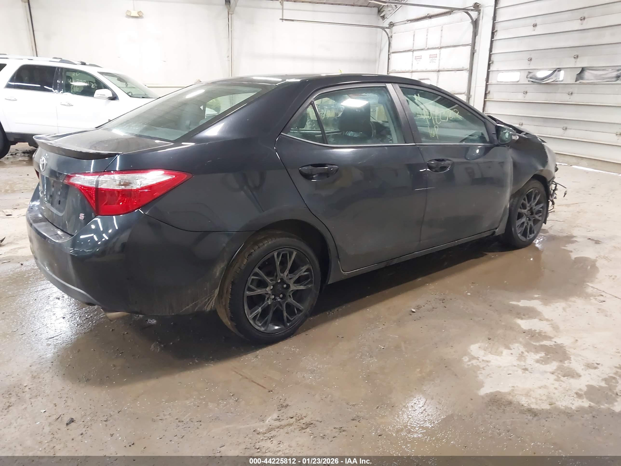TOYOTA COROLLA image 4