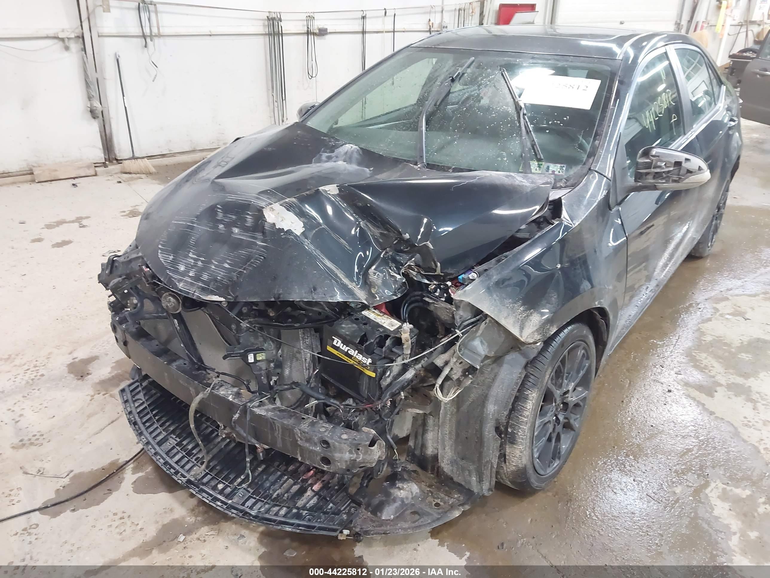 TOYOTA COROLLA image 6